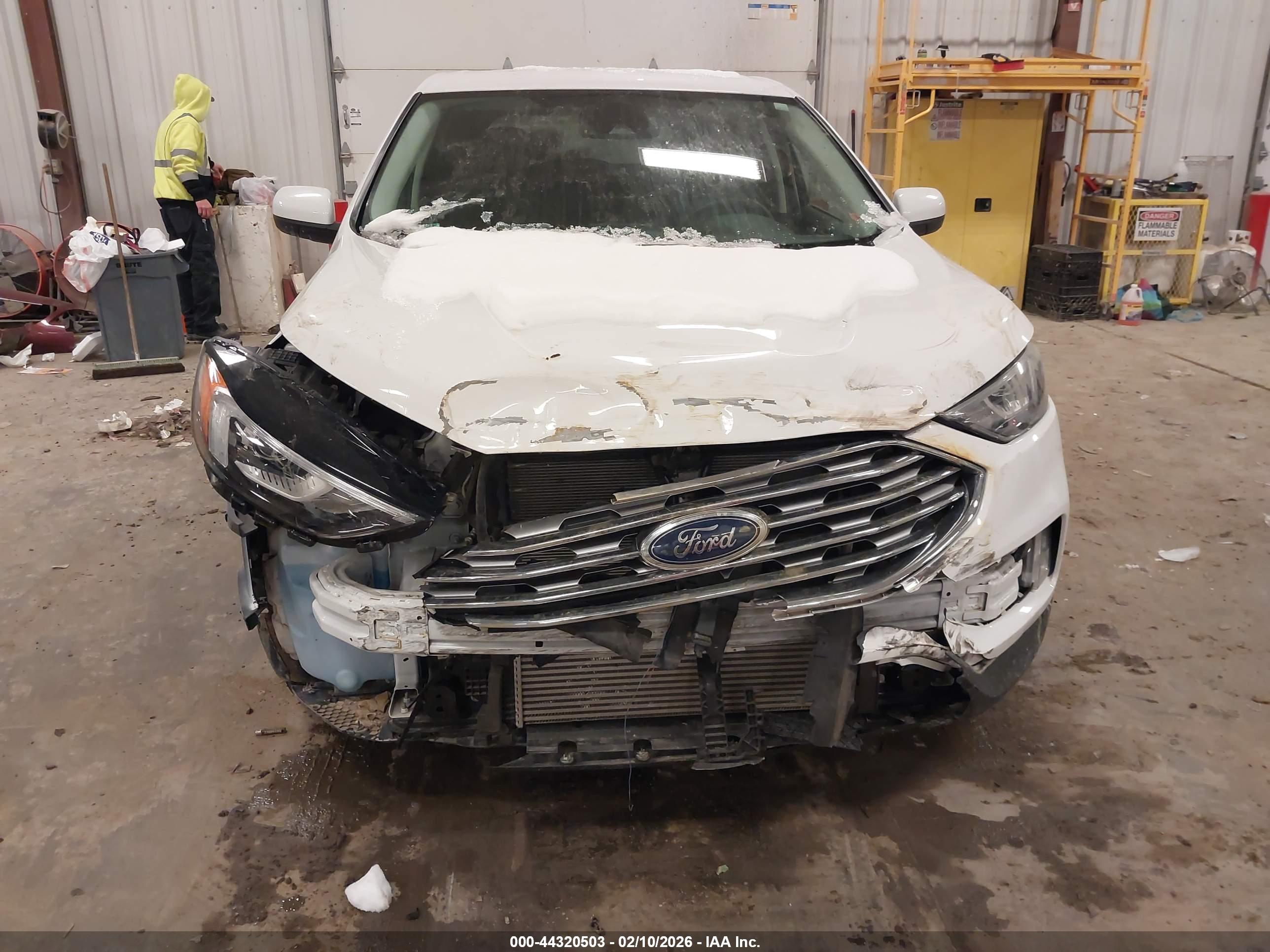 FORD EDGE image 6