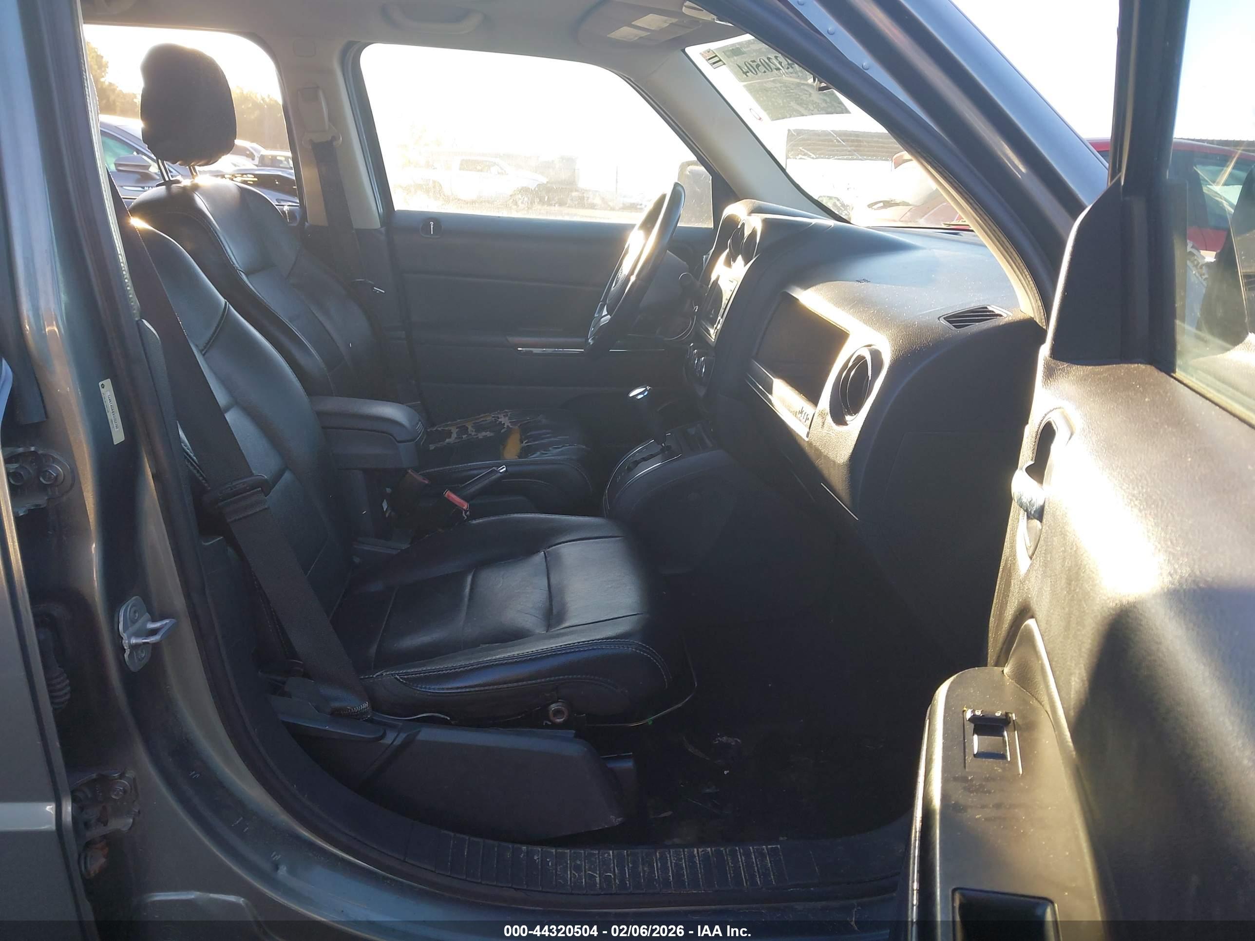 JEEP PATRIOT image 5