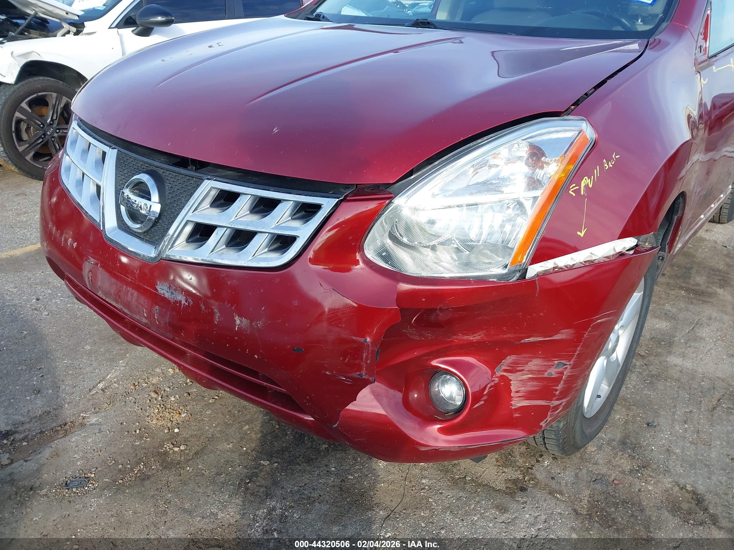 NISSAN ROGUE image 6