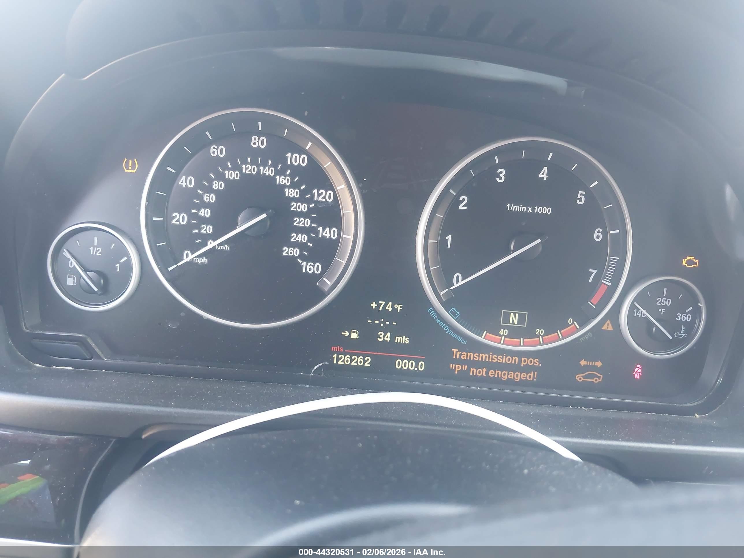 BMW 528I image 7