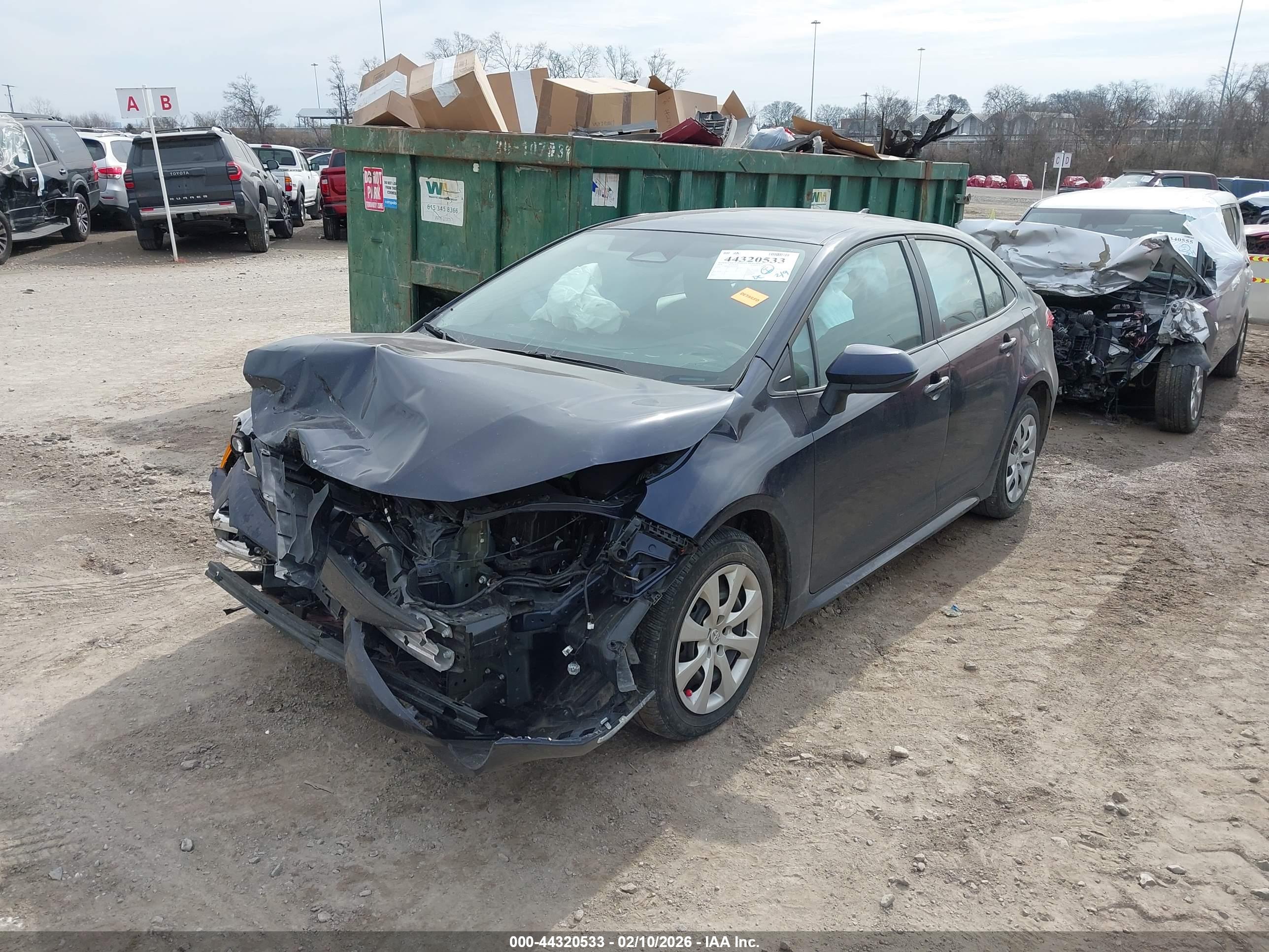 TOYOTA COROLLA image 2