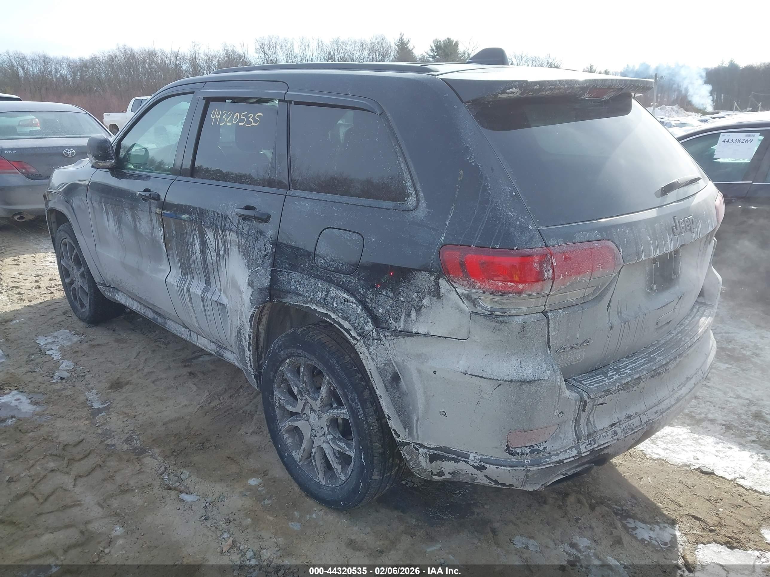 JEEP GRAND image 3