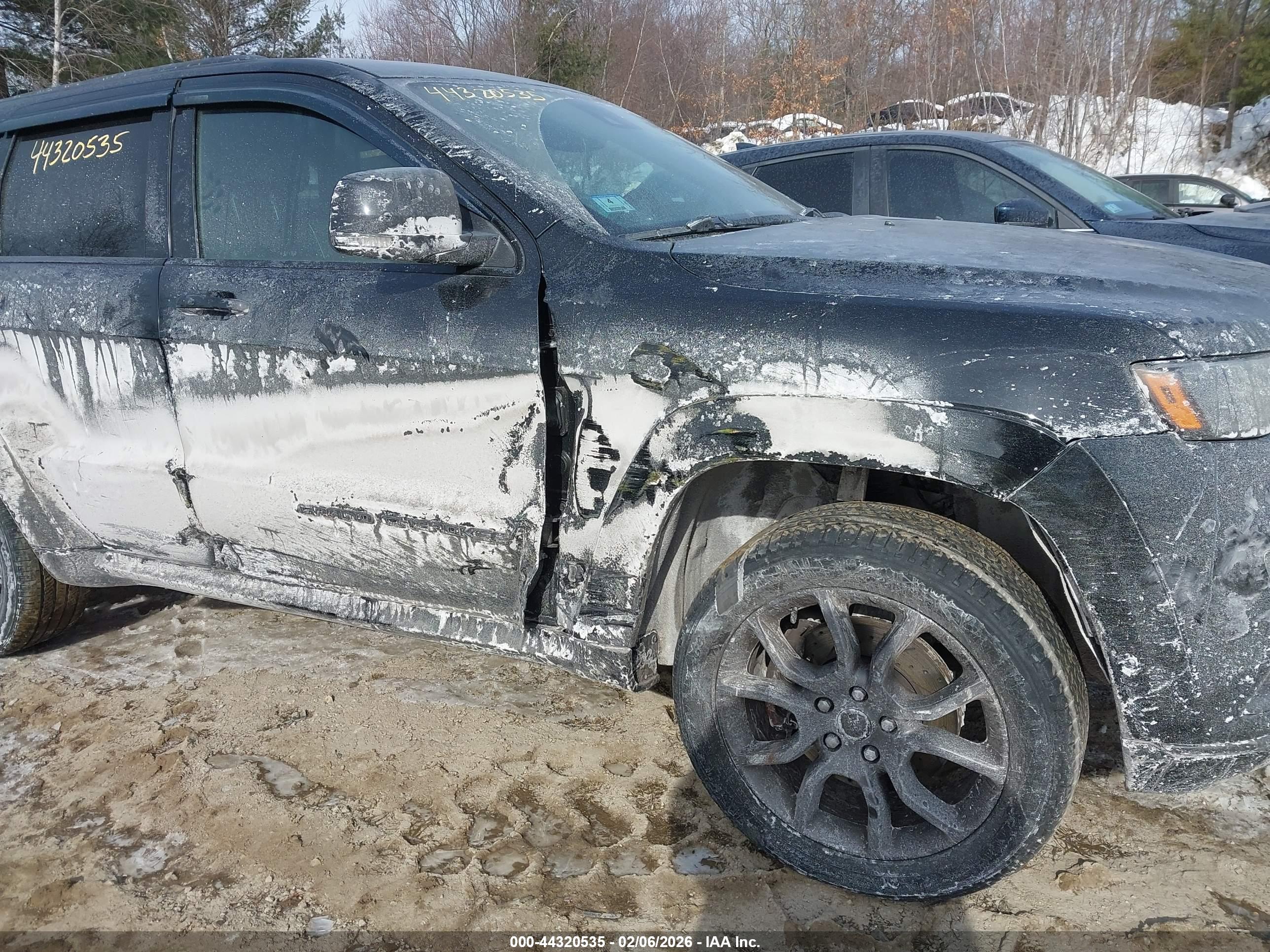JEEP GRAND image 6