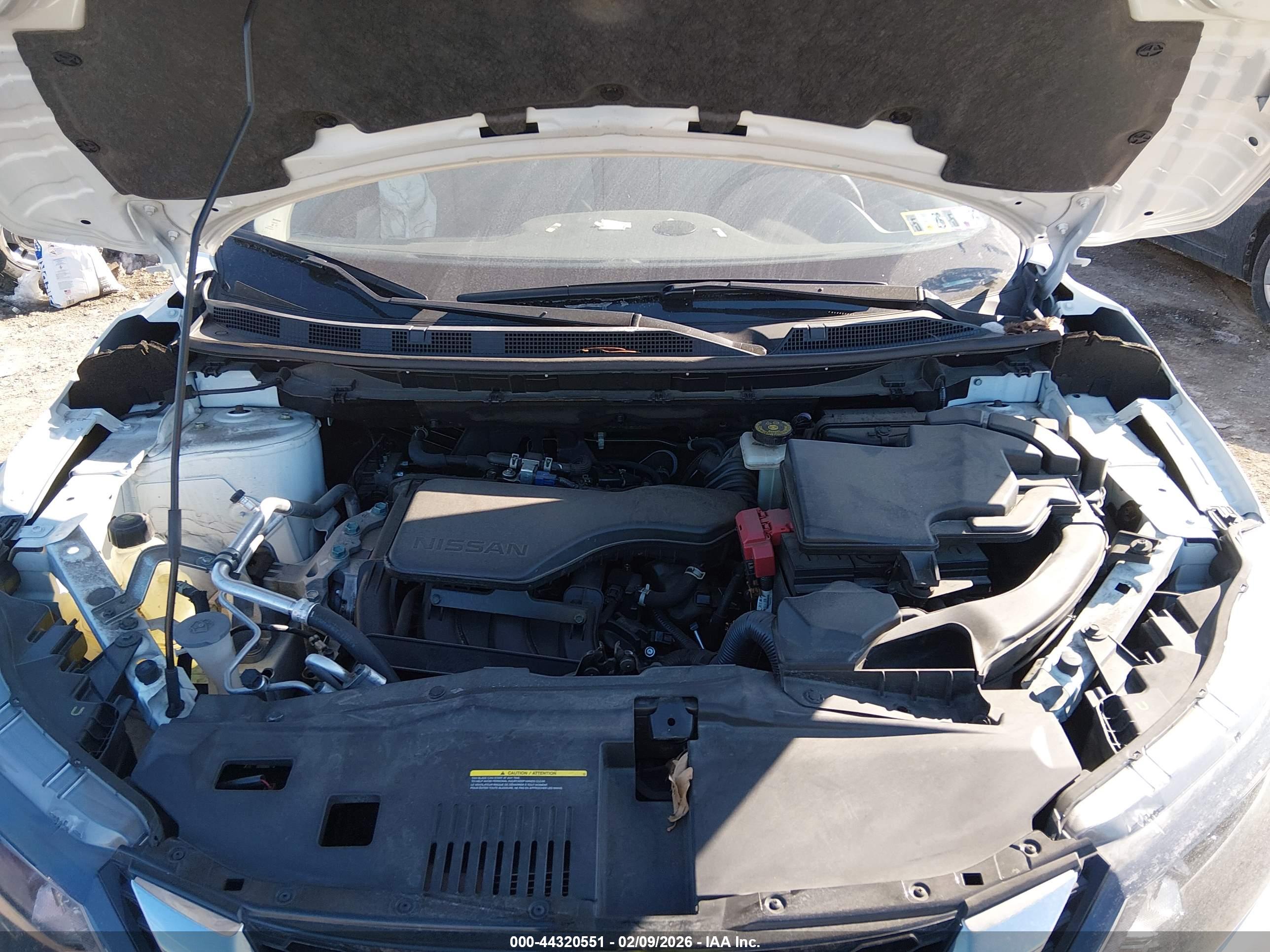 NISSAN ROGUE image 10