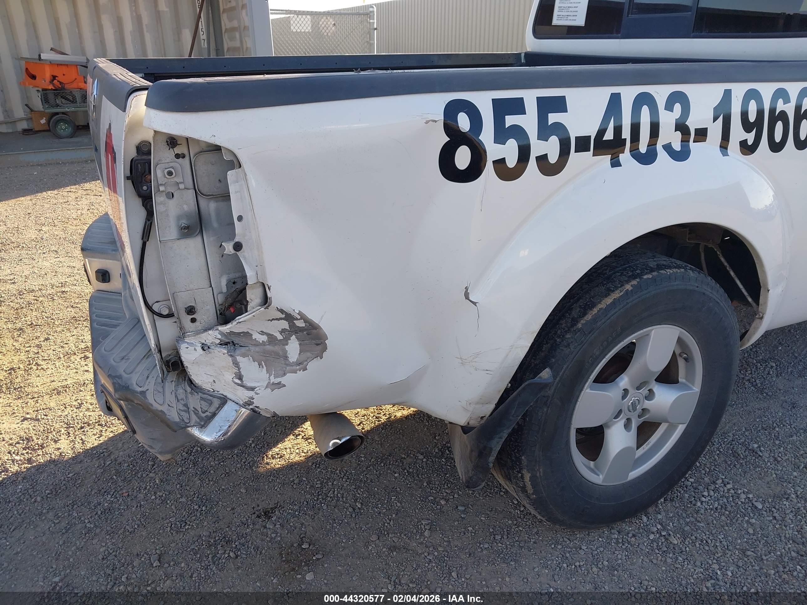 NISSAN FRONTIER image 6
