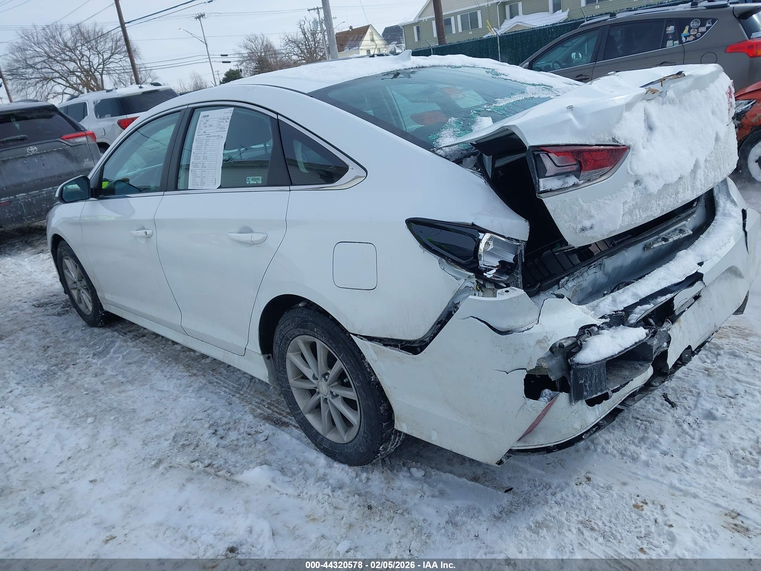 HYUNDAI SONATA image 3