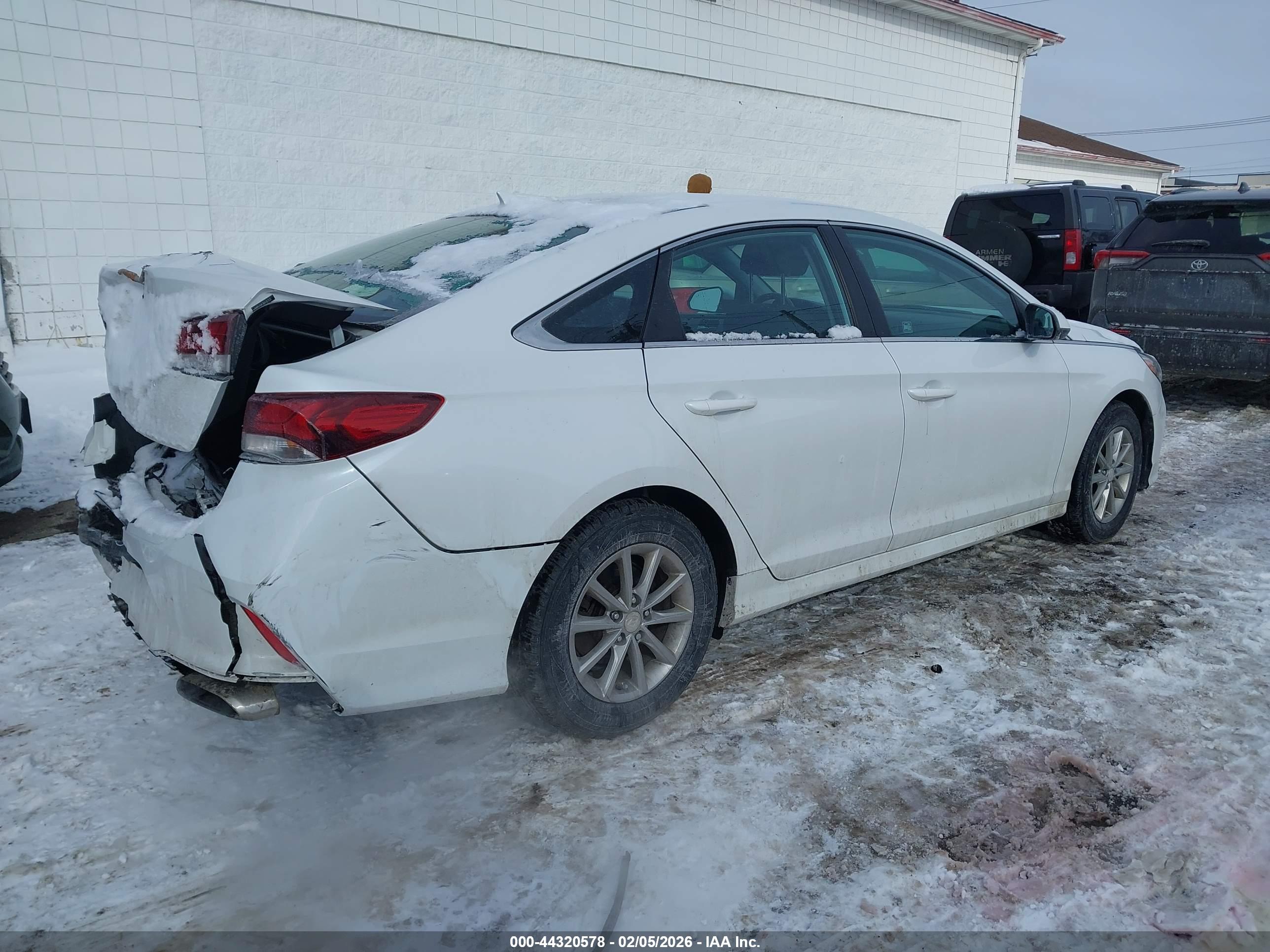 HYUNDAI SONATA image 4