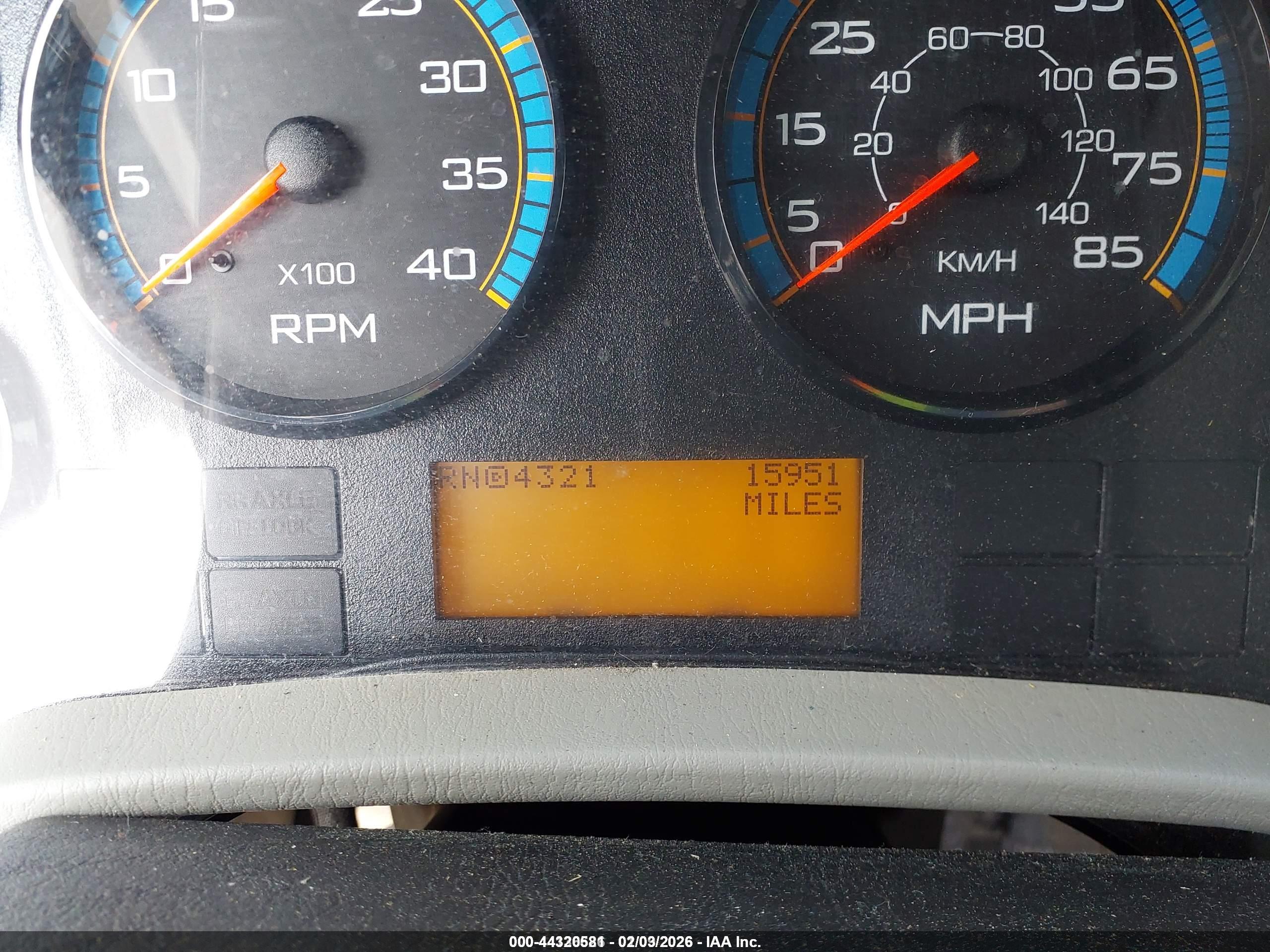 INTERNATIONAL 4000 image 6