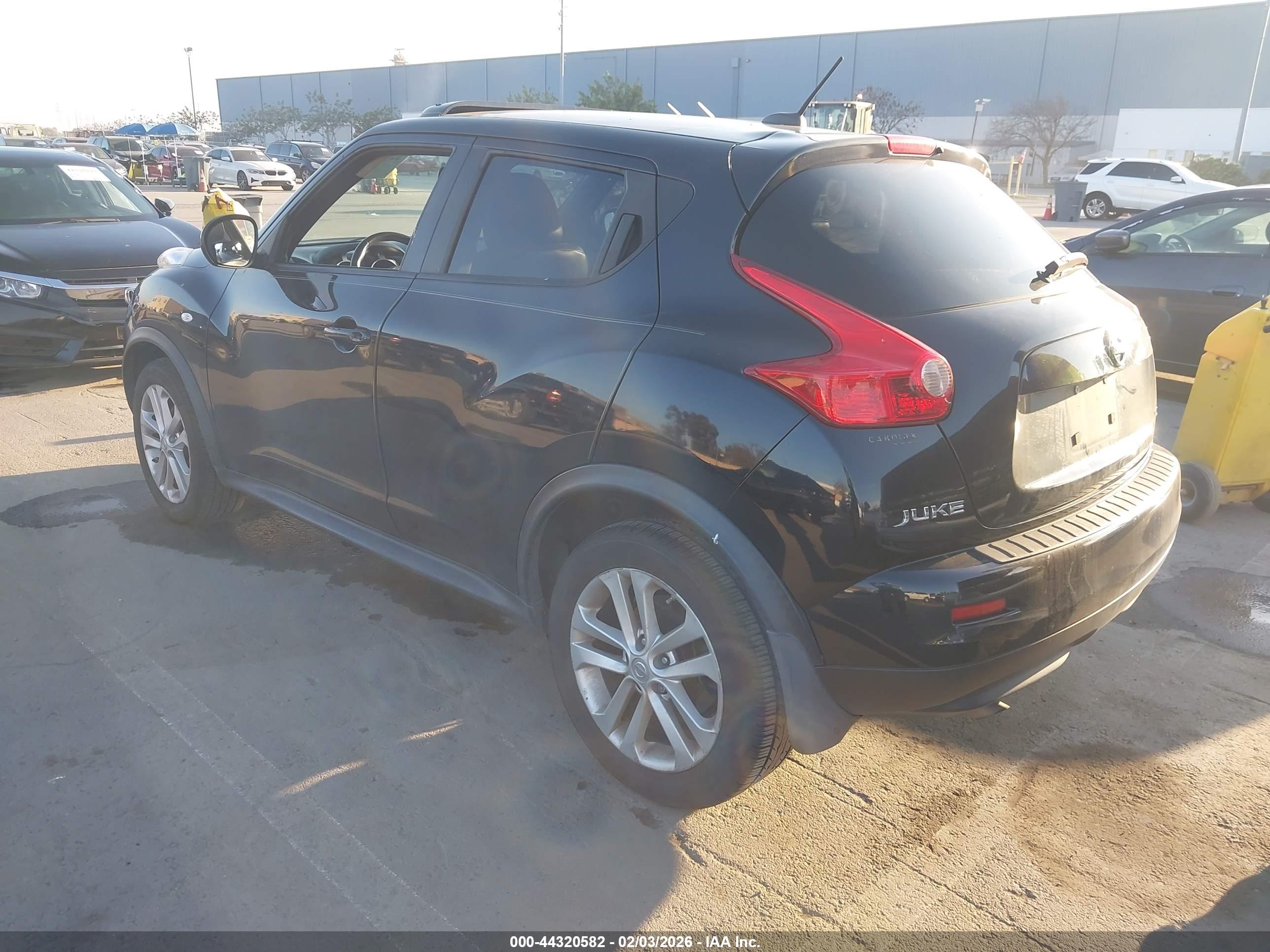 NISSAN JUKE image 3
