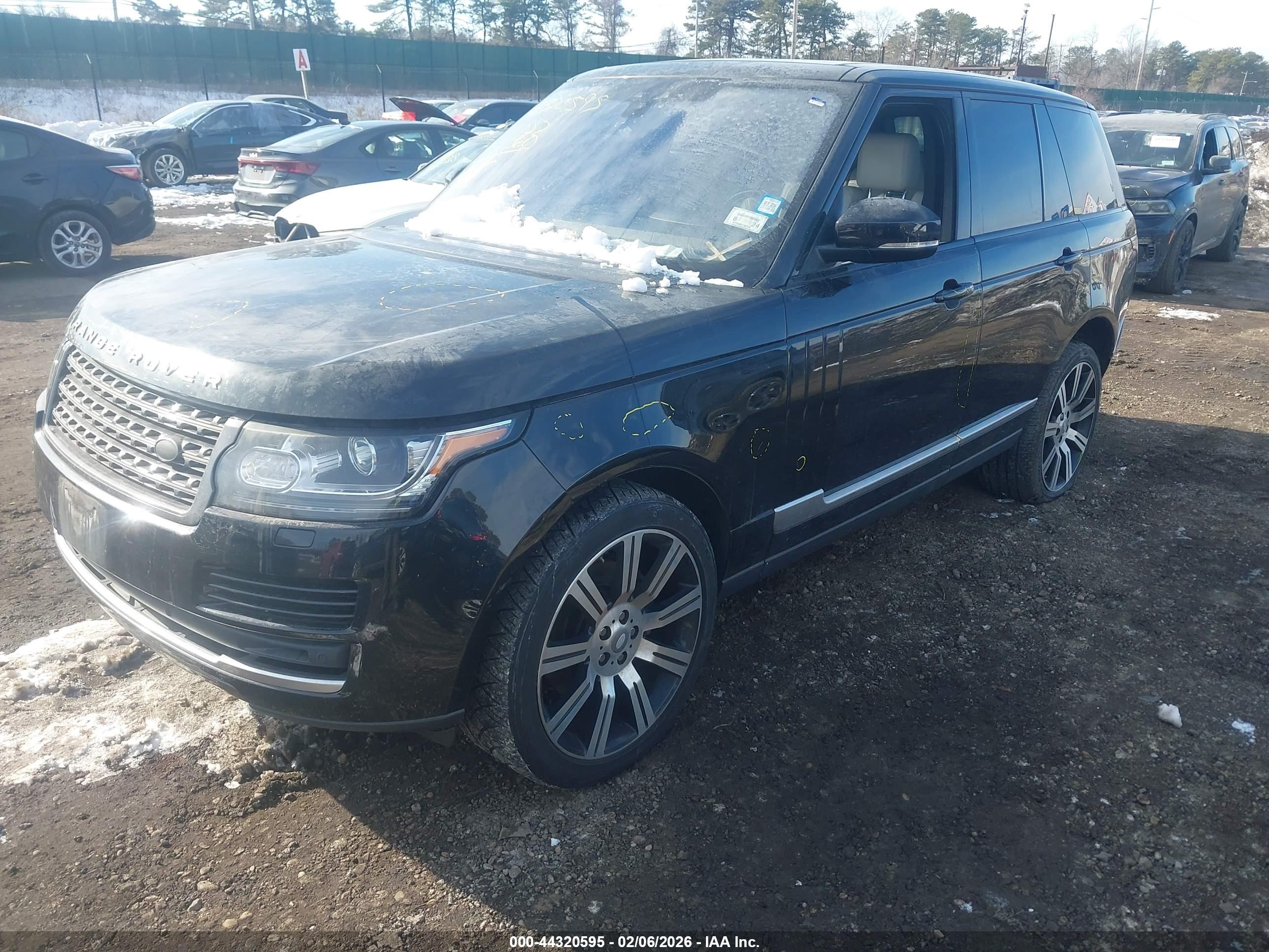 LAND ROVER image 2
