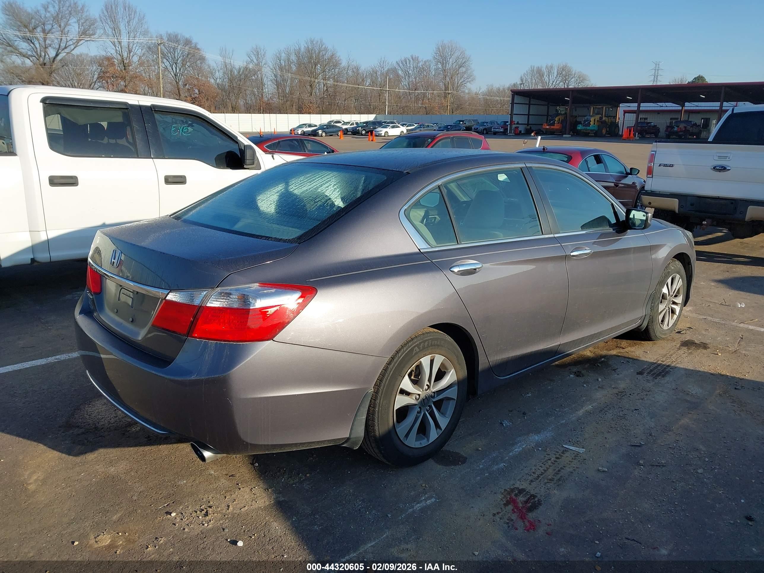 HONDA ACCORD image 4