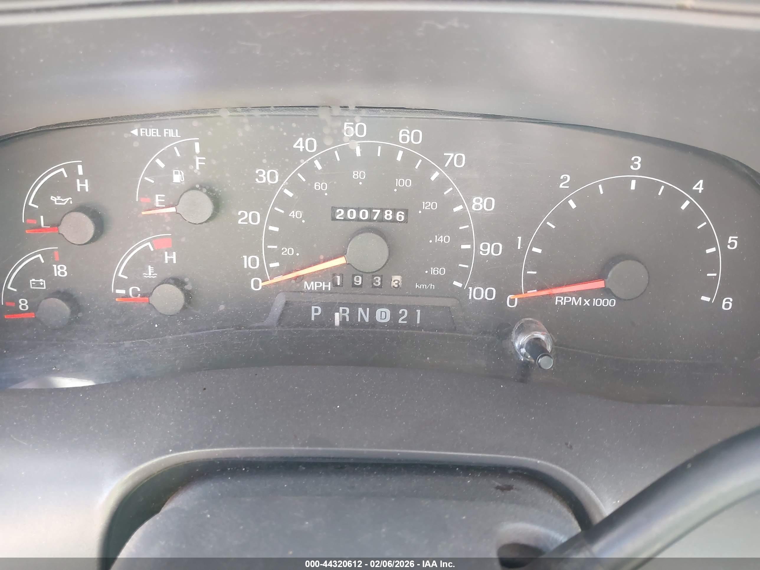 FORD EXCURSION image 7