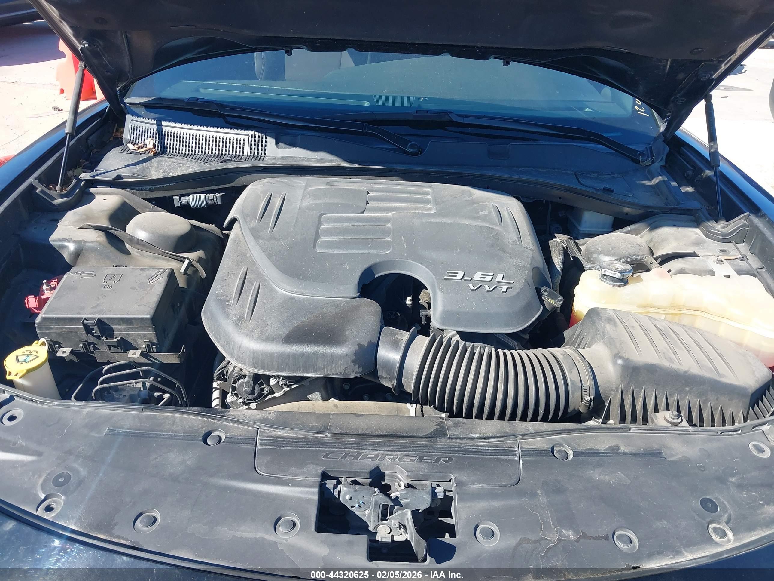 DODGE CHARGER image 10