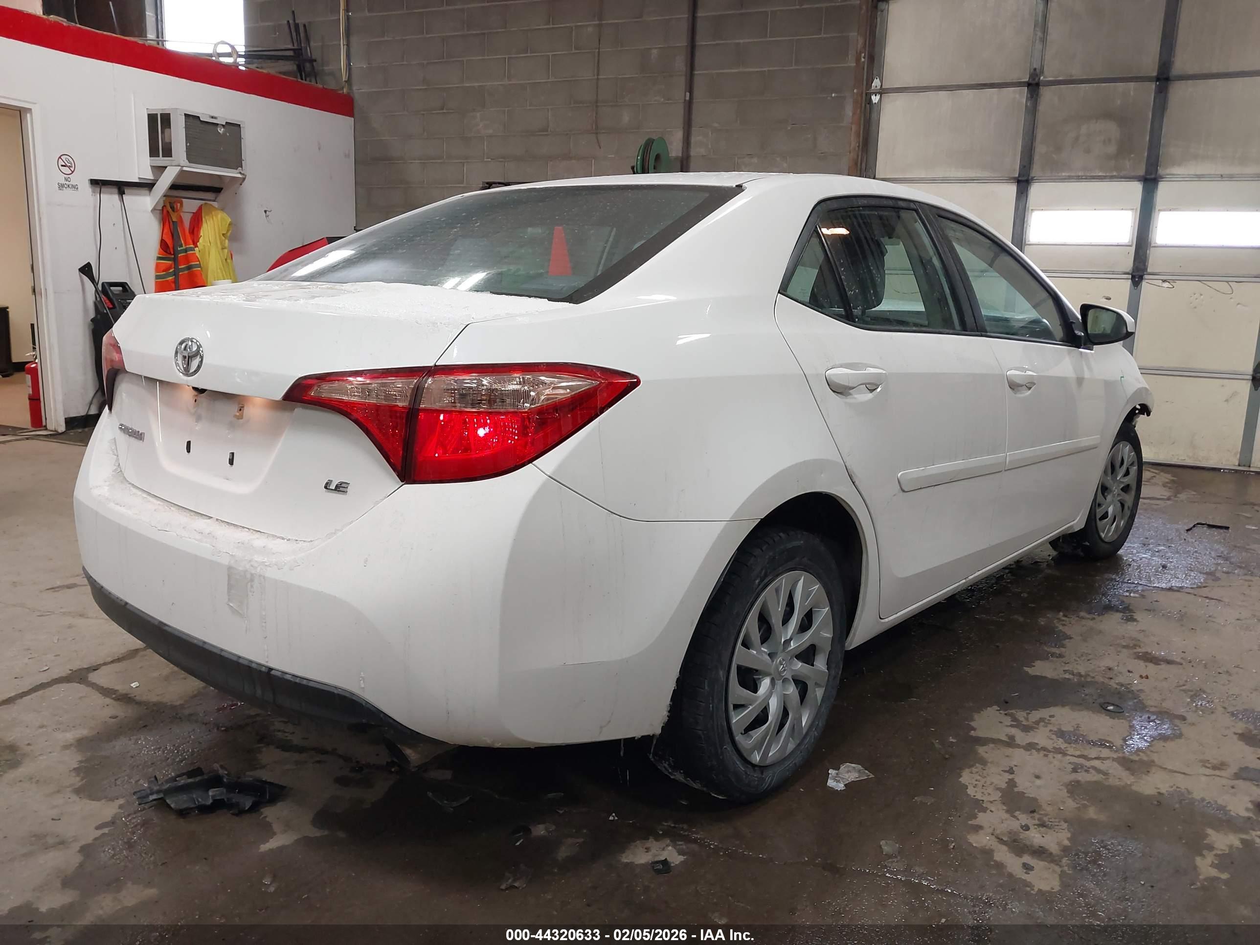 TOYOTA COROLLA image 4