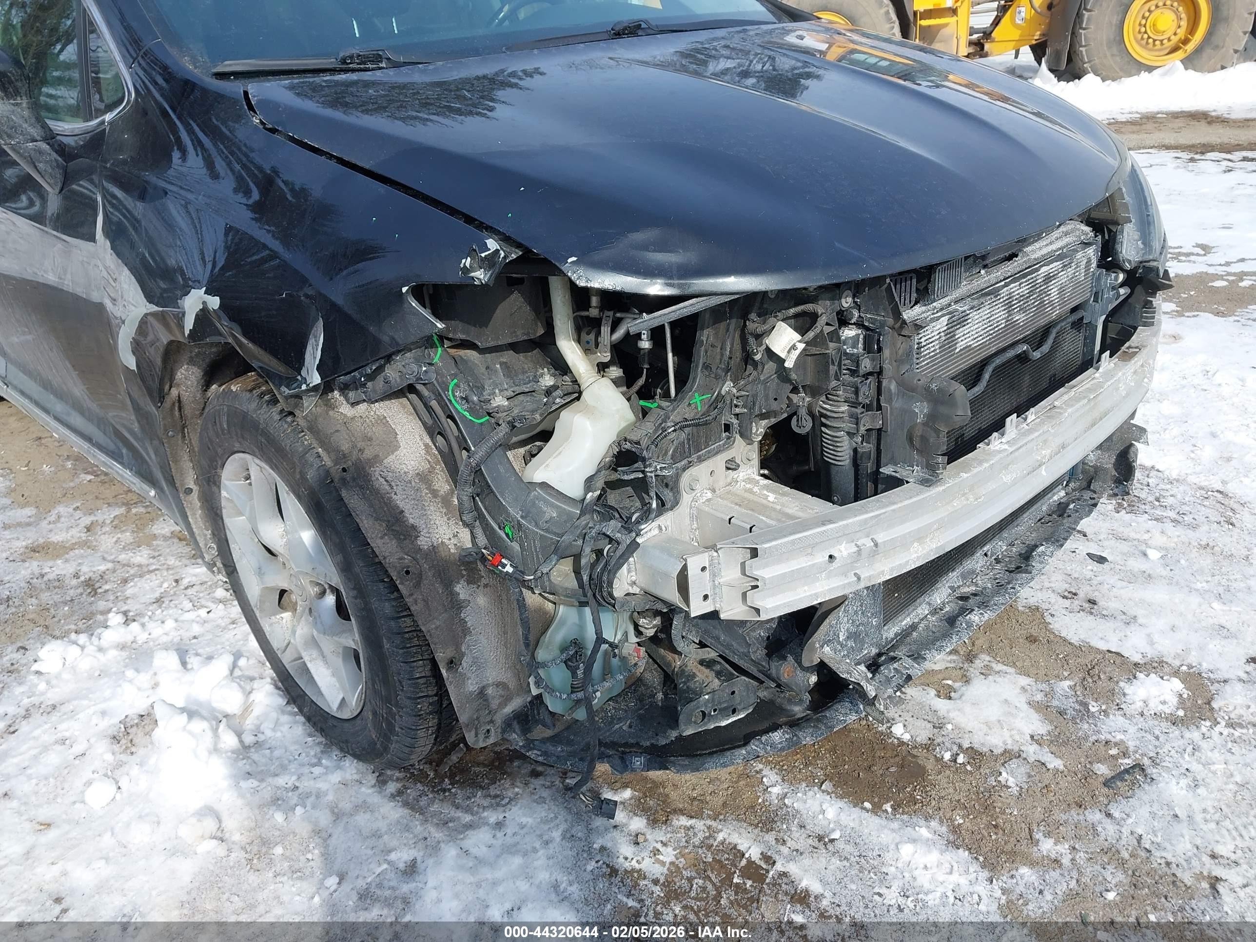 CHRYSLER PACIFICA image 6
