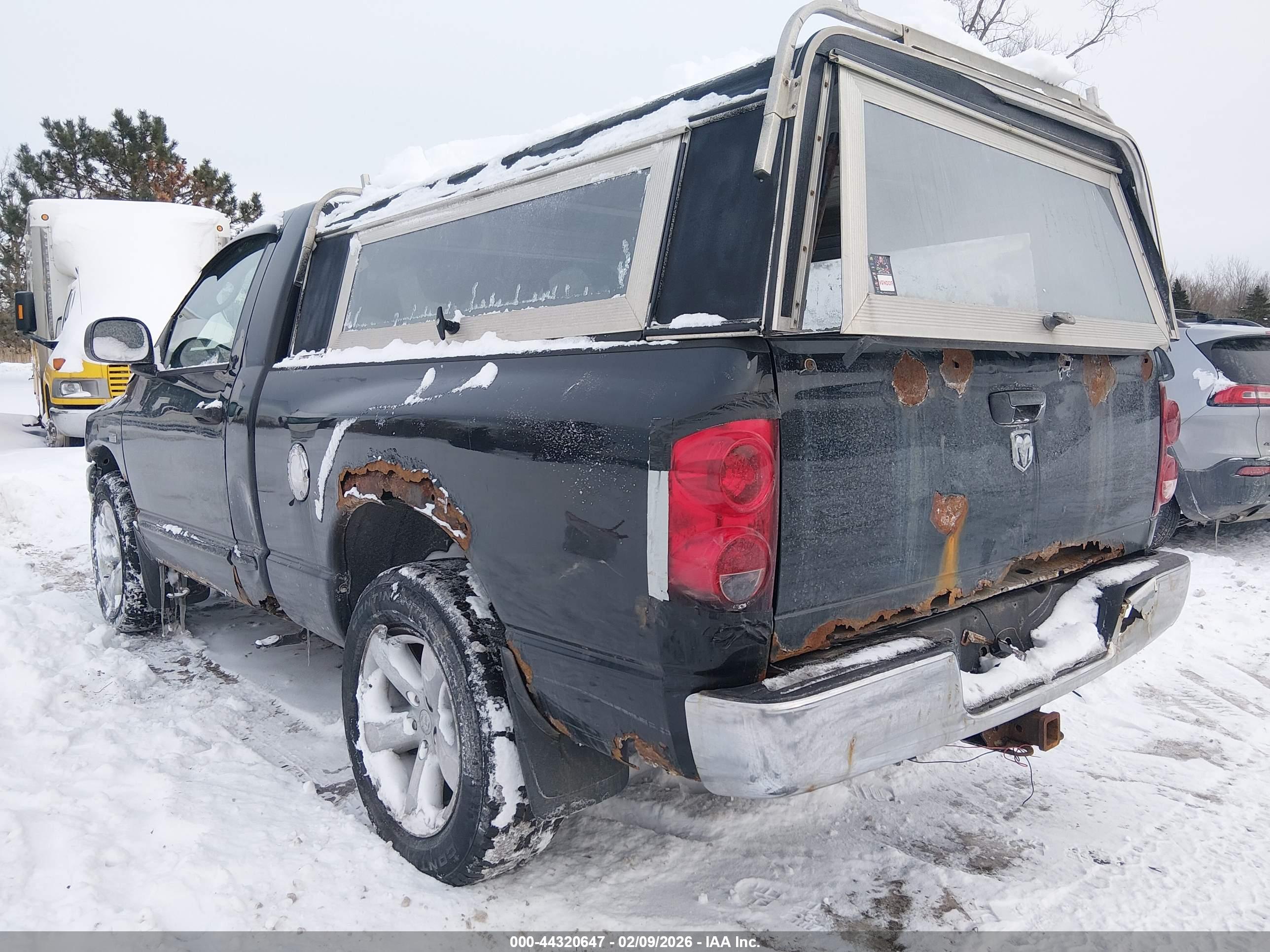 DODGE RAM image 3