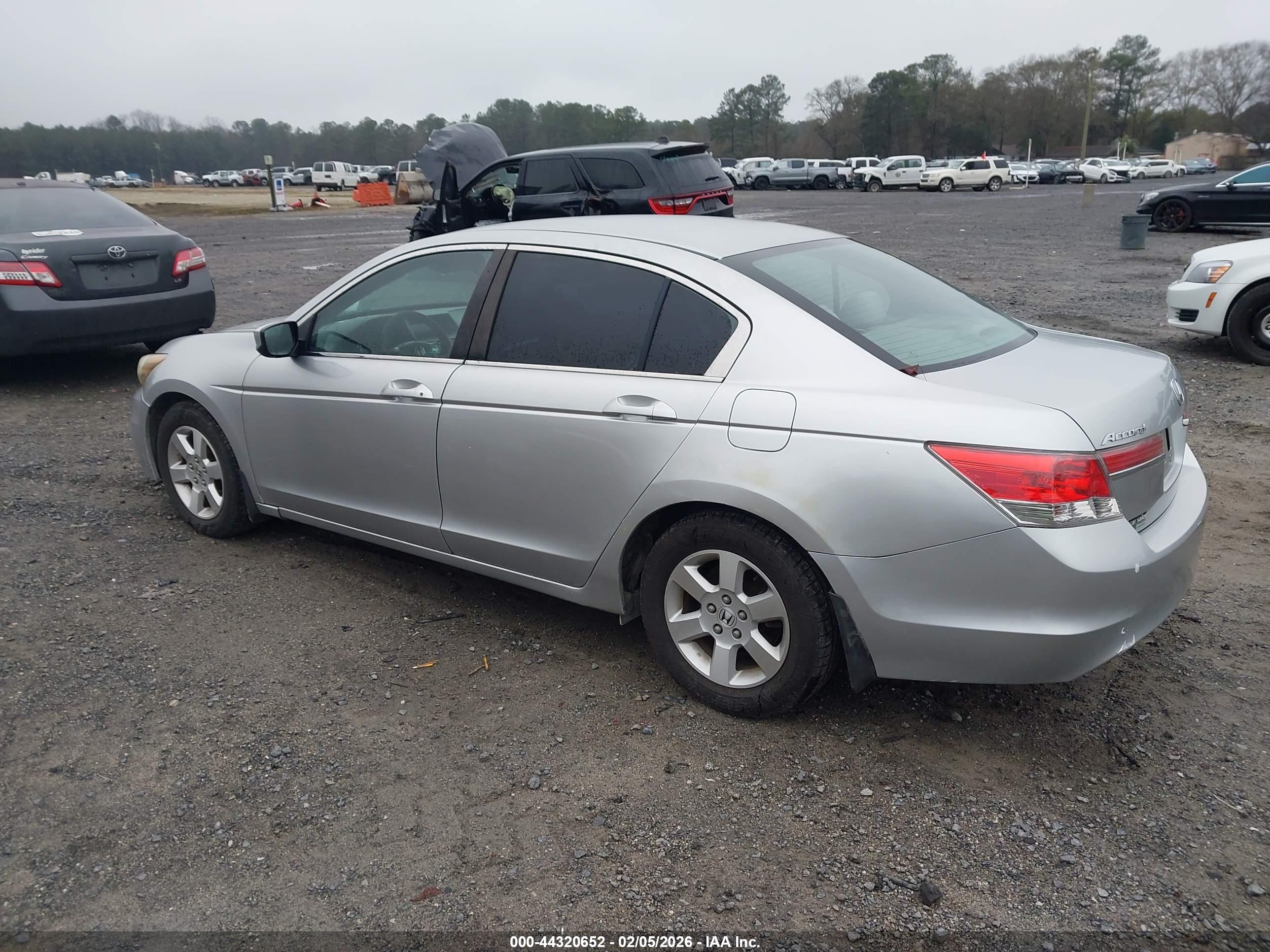 HONDA ACCORD image 3