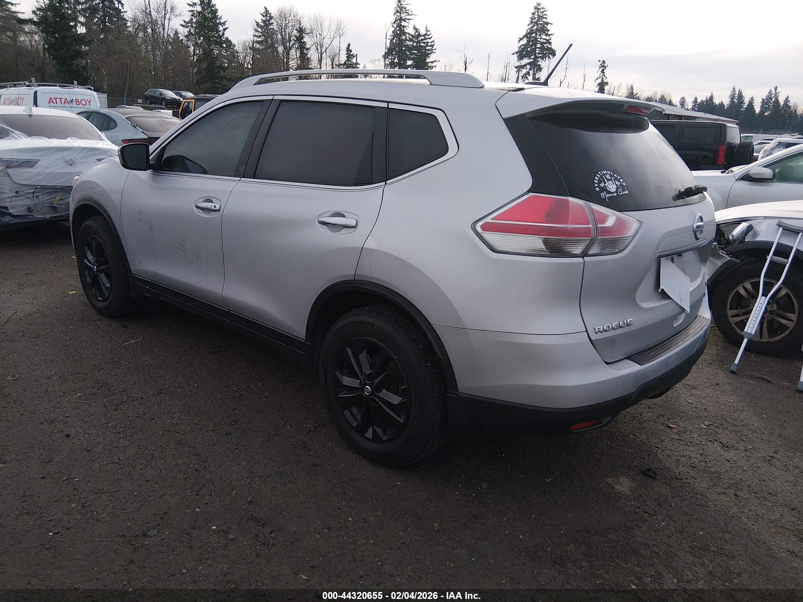 NISSAN ROGUE image 3