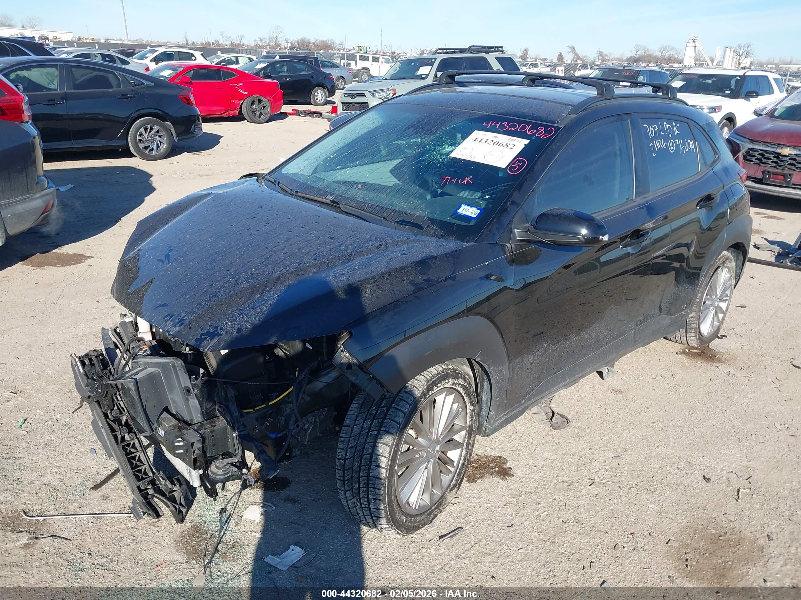 HYUNDAI KONA image 2