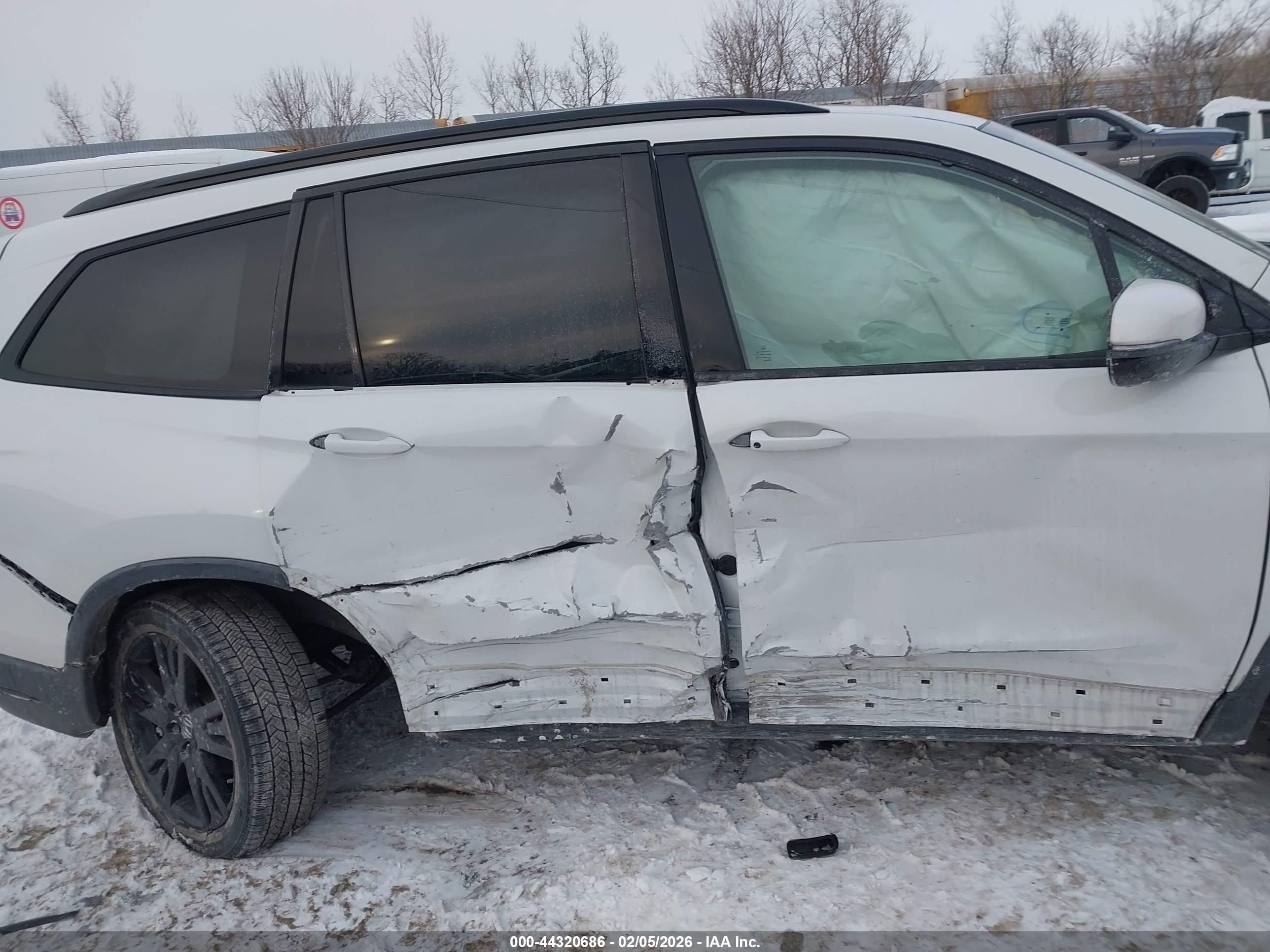 HONDA PILOT image 6