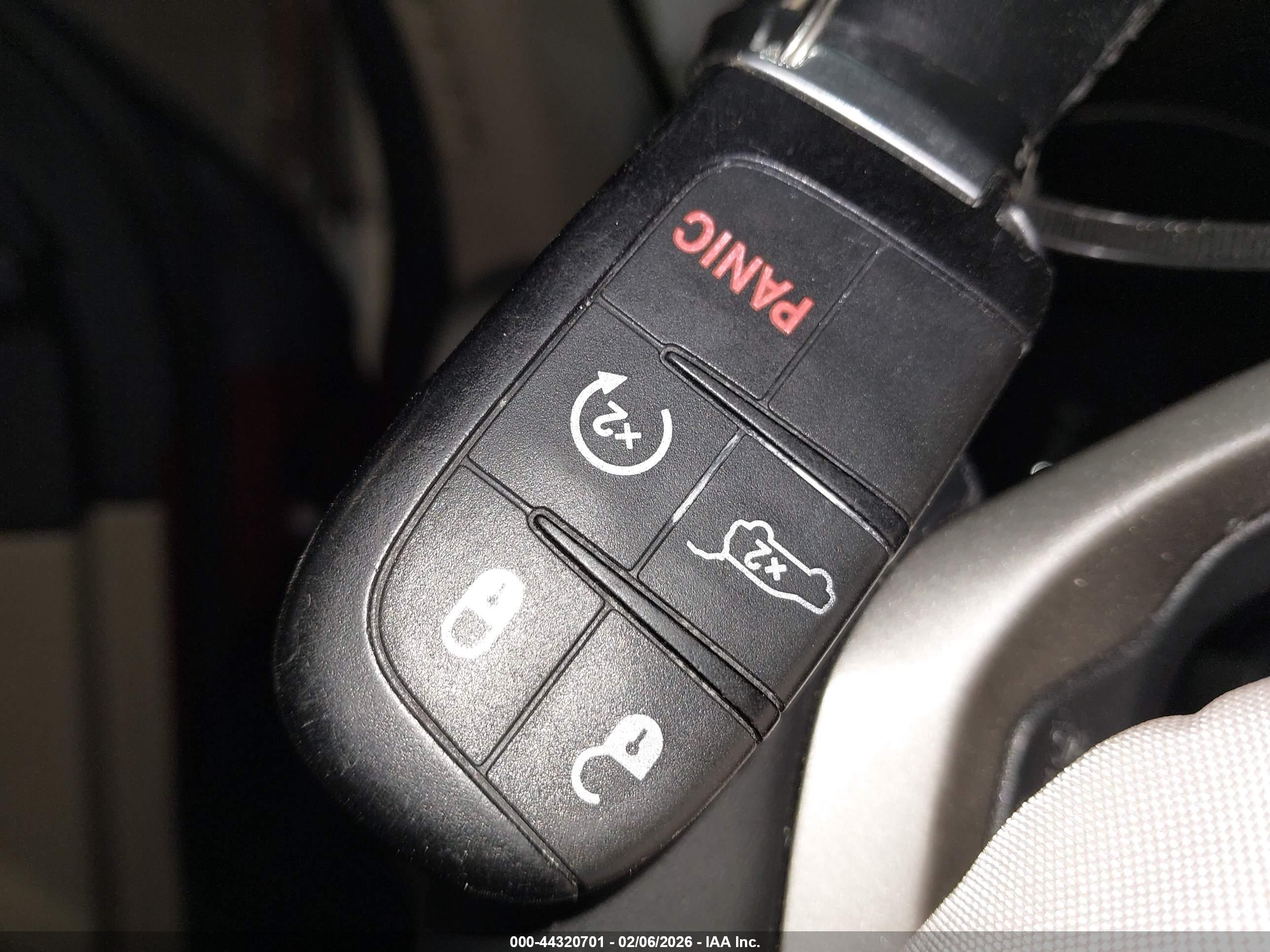 JEEP GRAND image 11