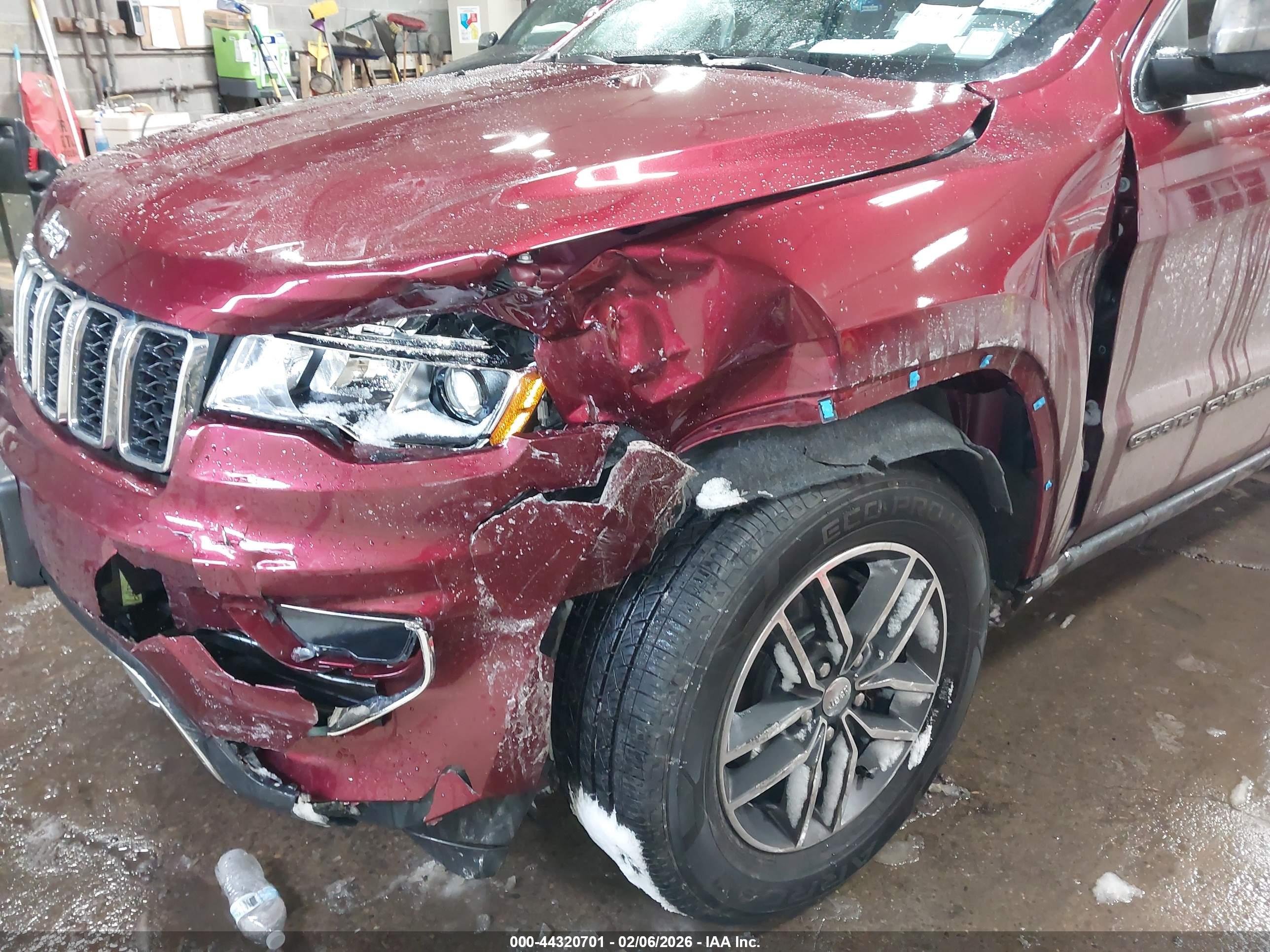 JEEP GRAND image 6