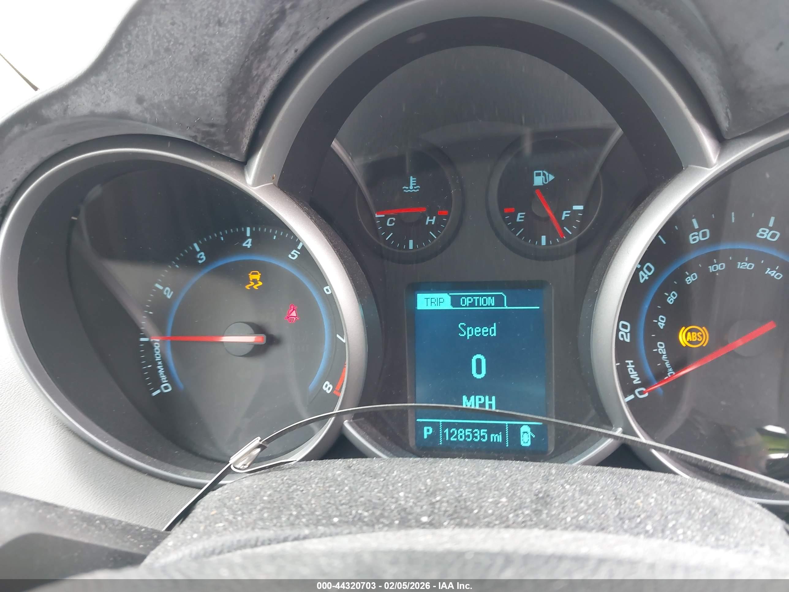 CHEVROLET CRUZE image 7