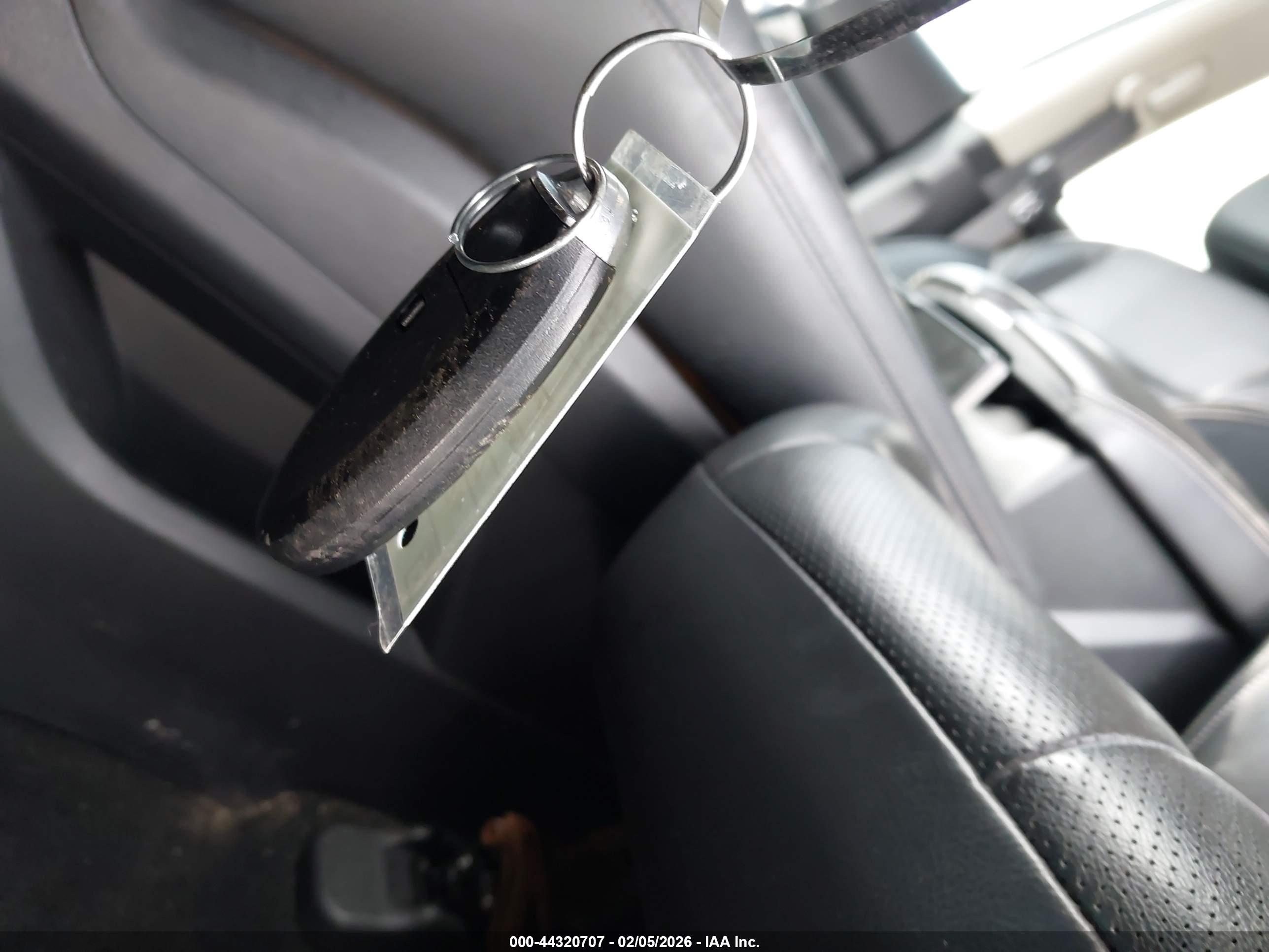 NISSAN MURANO image 11