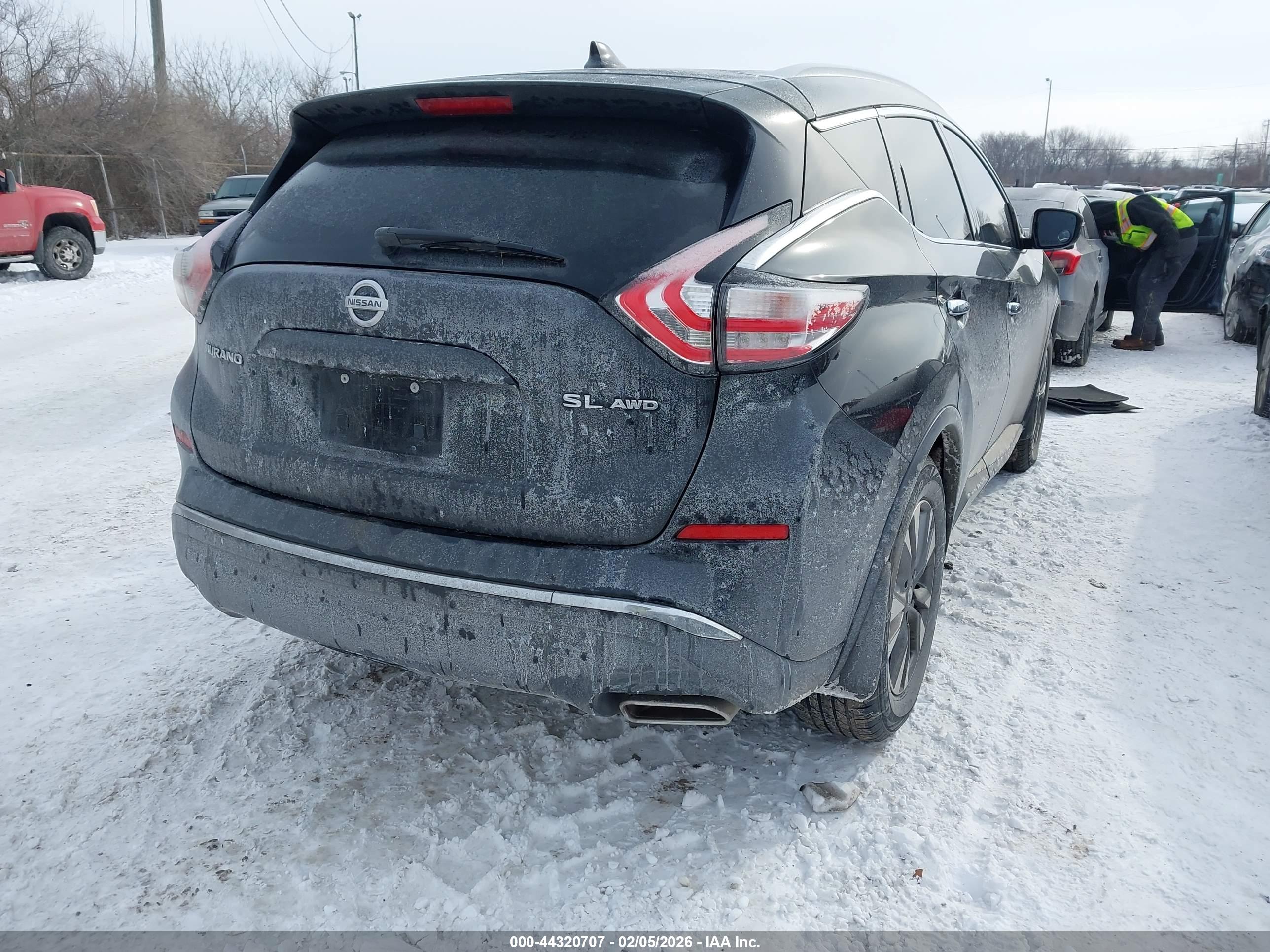 NISSAN MURANO image 4