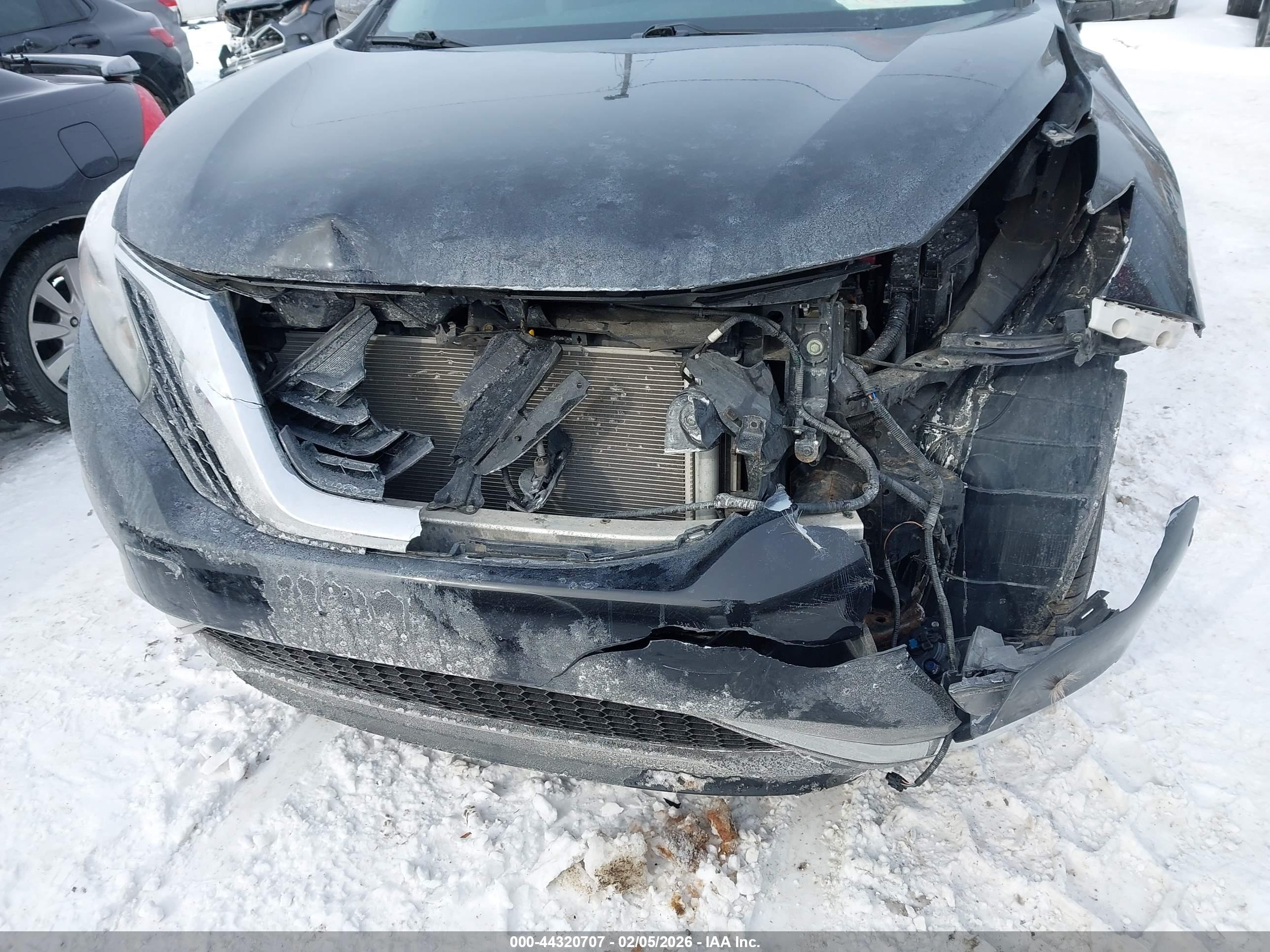 NISSAN MURANO image 6