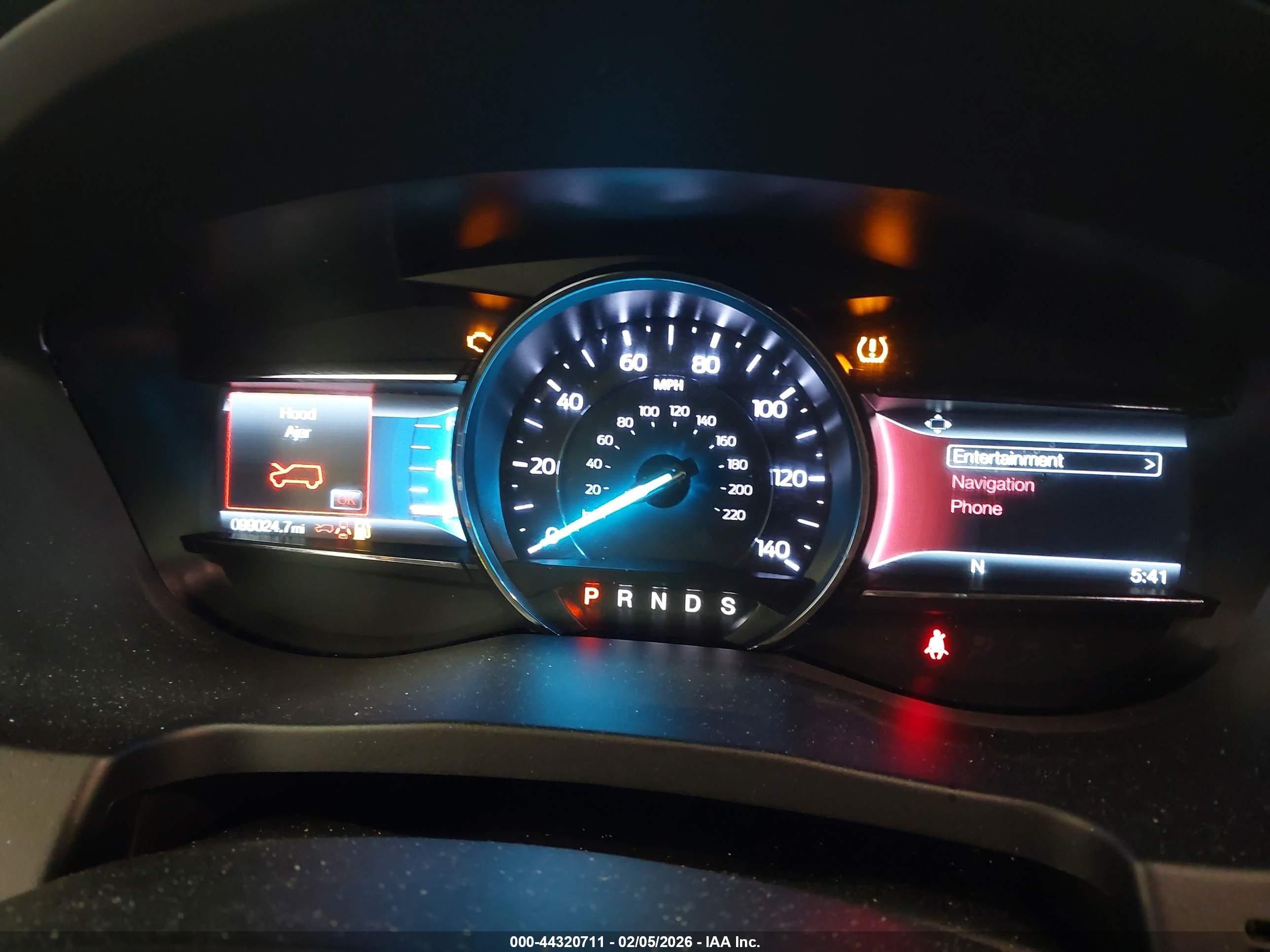 FORD EXPLORER image 7