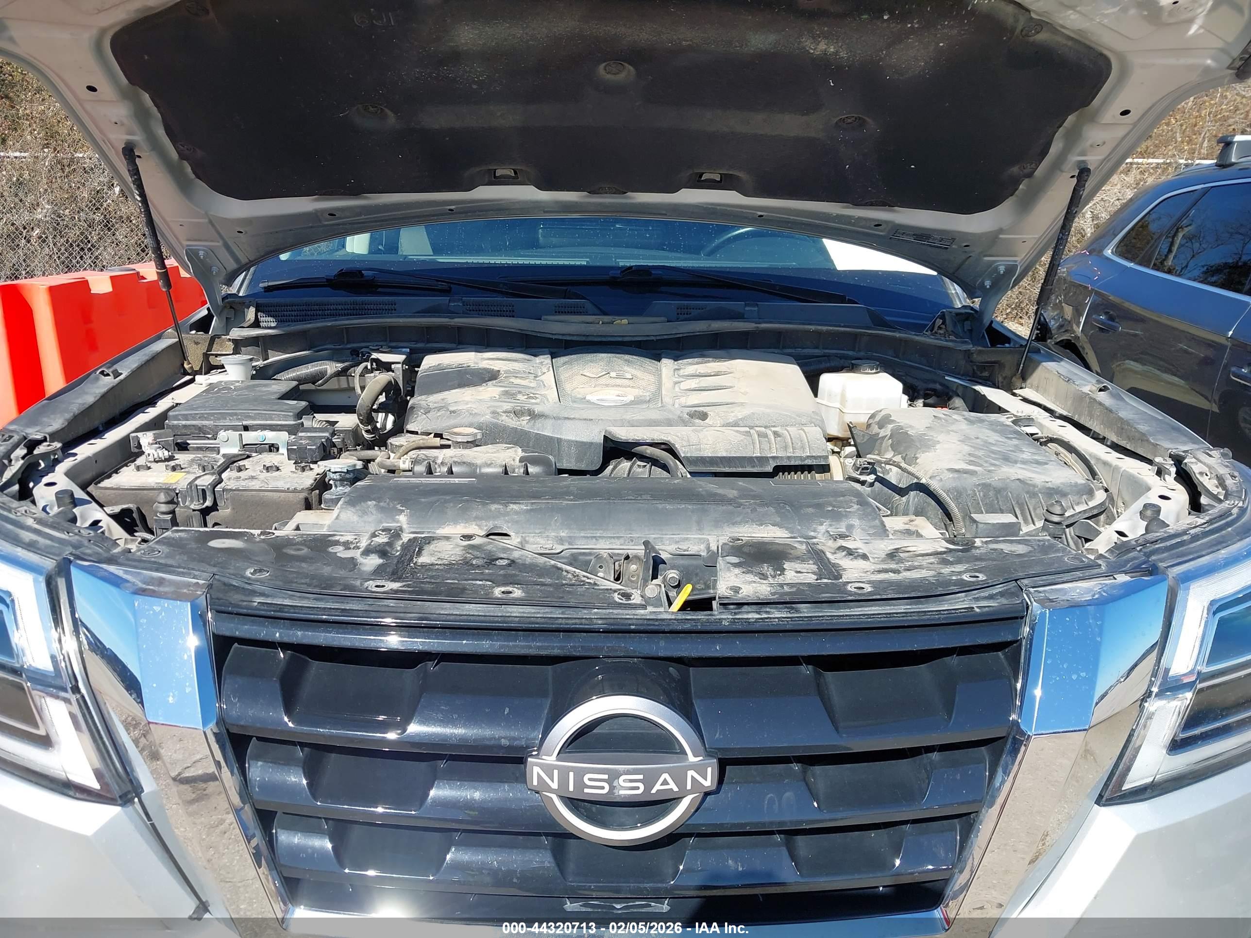 NISSAN ARMADA image 10