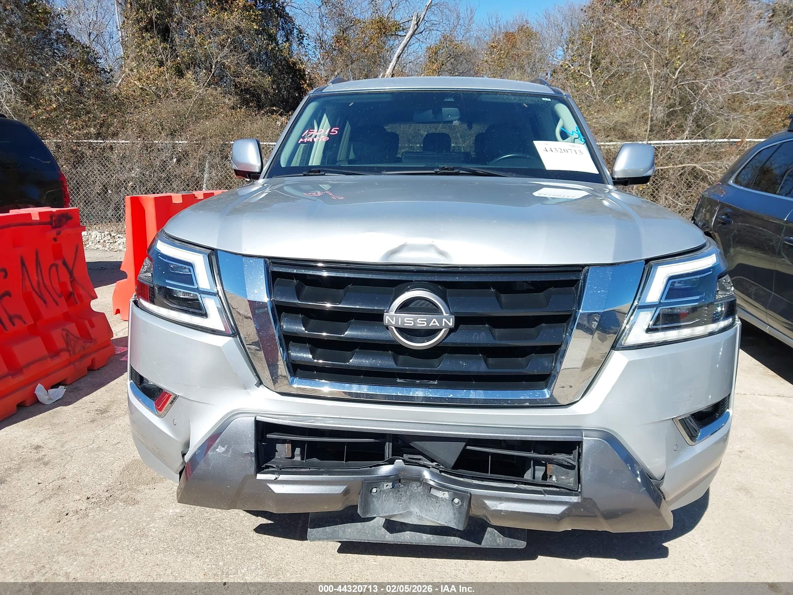 NISSAN ARMADA image 6