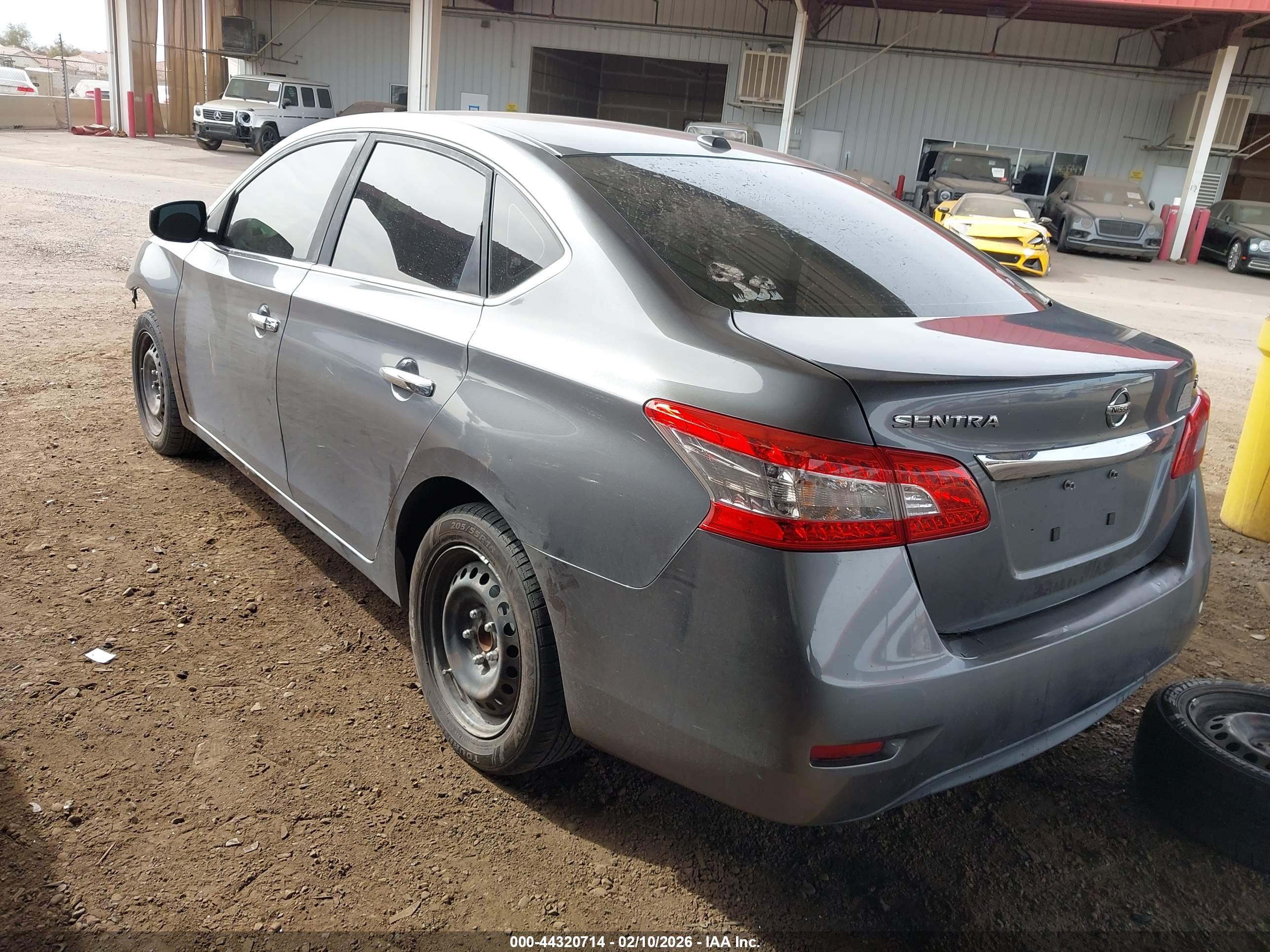 NISSAN SENTRA image 3