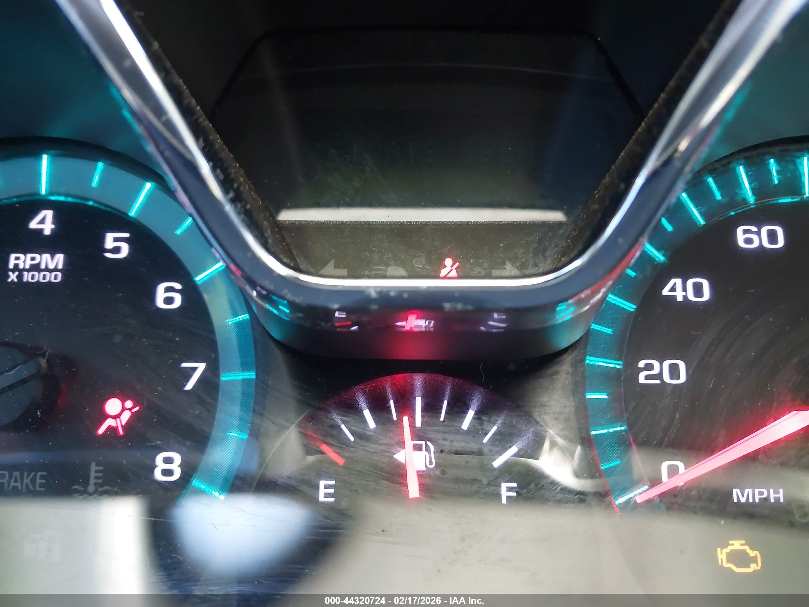 CHEVROLET TRAVERSE image 7