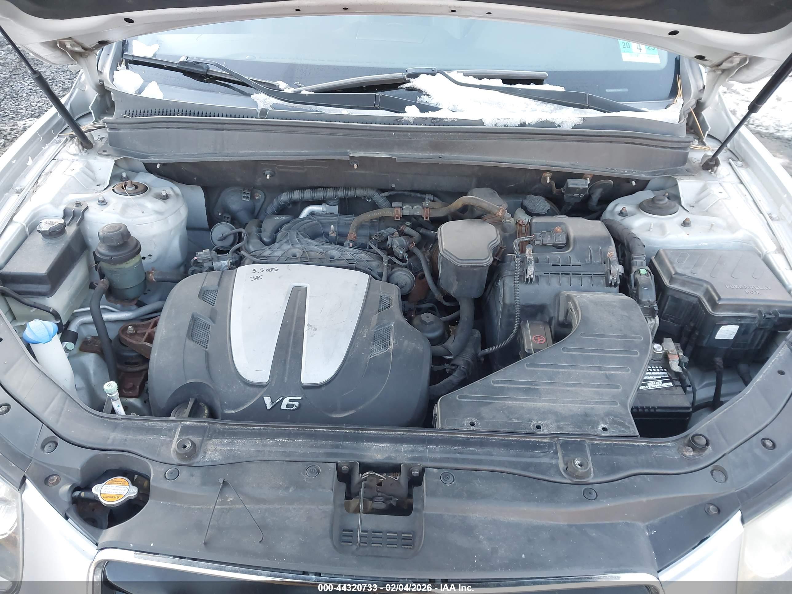 HYUNDAI SANTA image 10