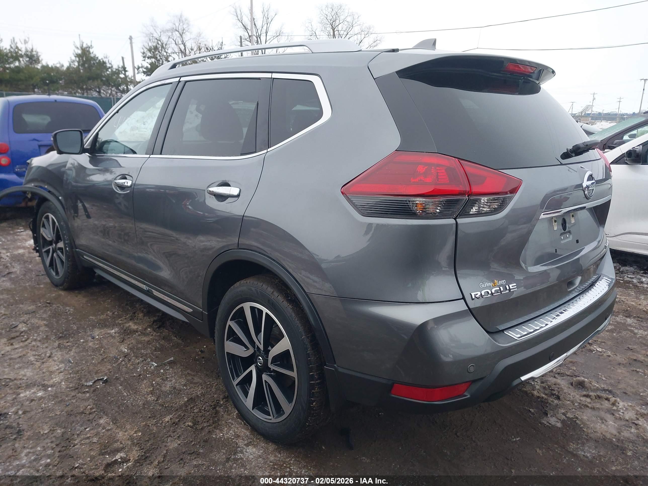 NISSAN ROGUE image 3