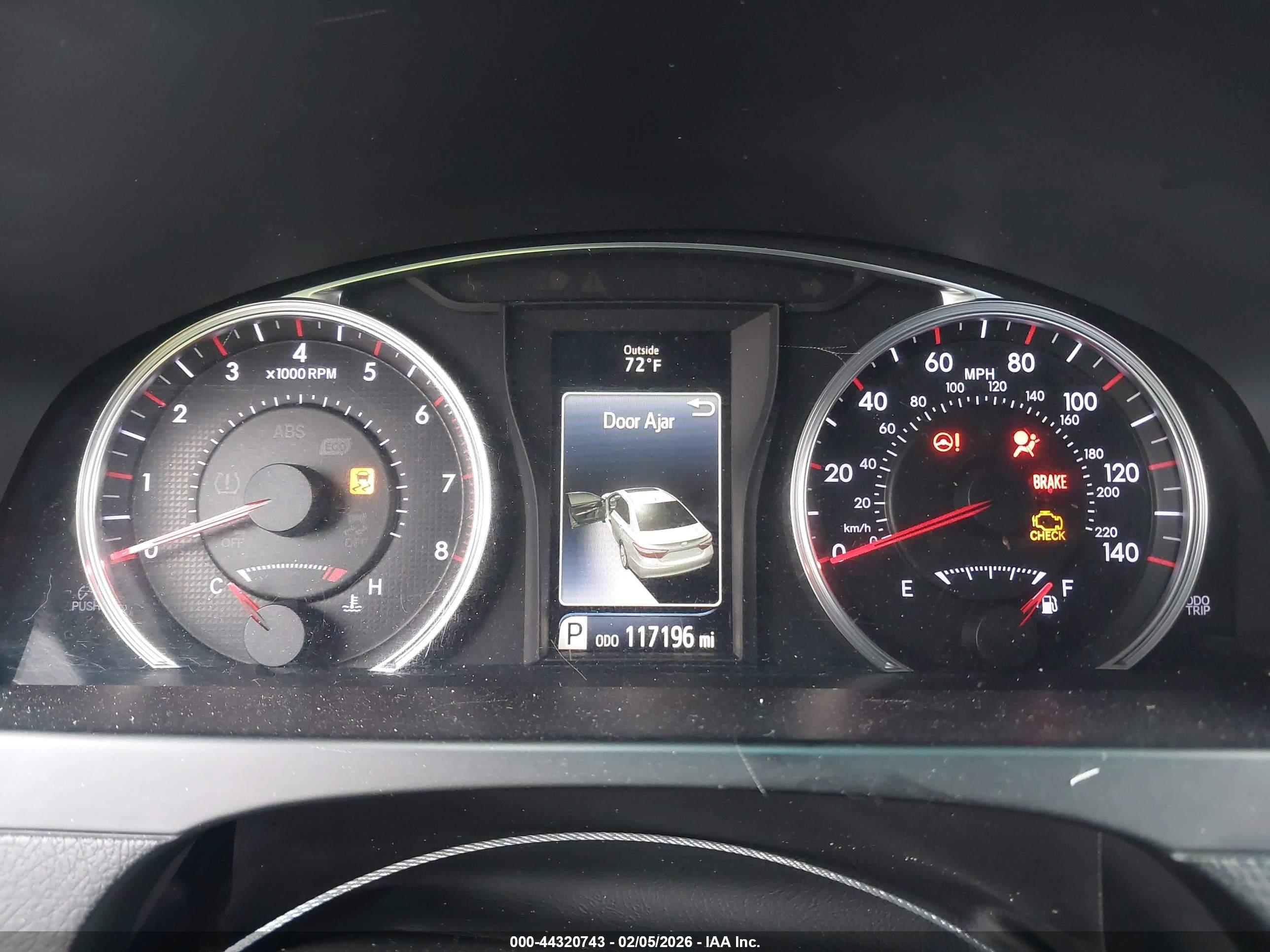 TOYOTA CAMRY image 7