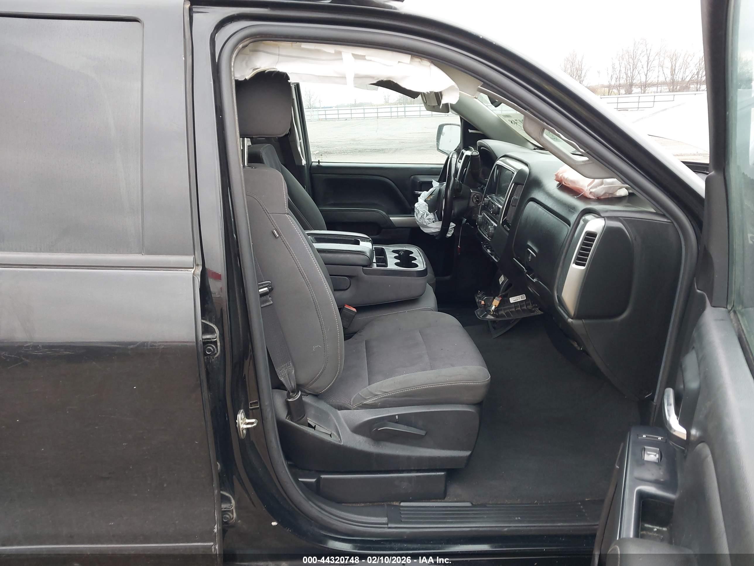 CHEVROLET SILVERADO image 5