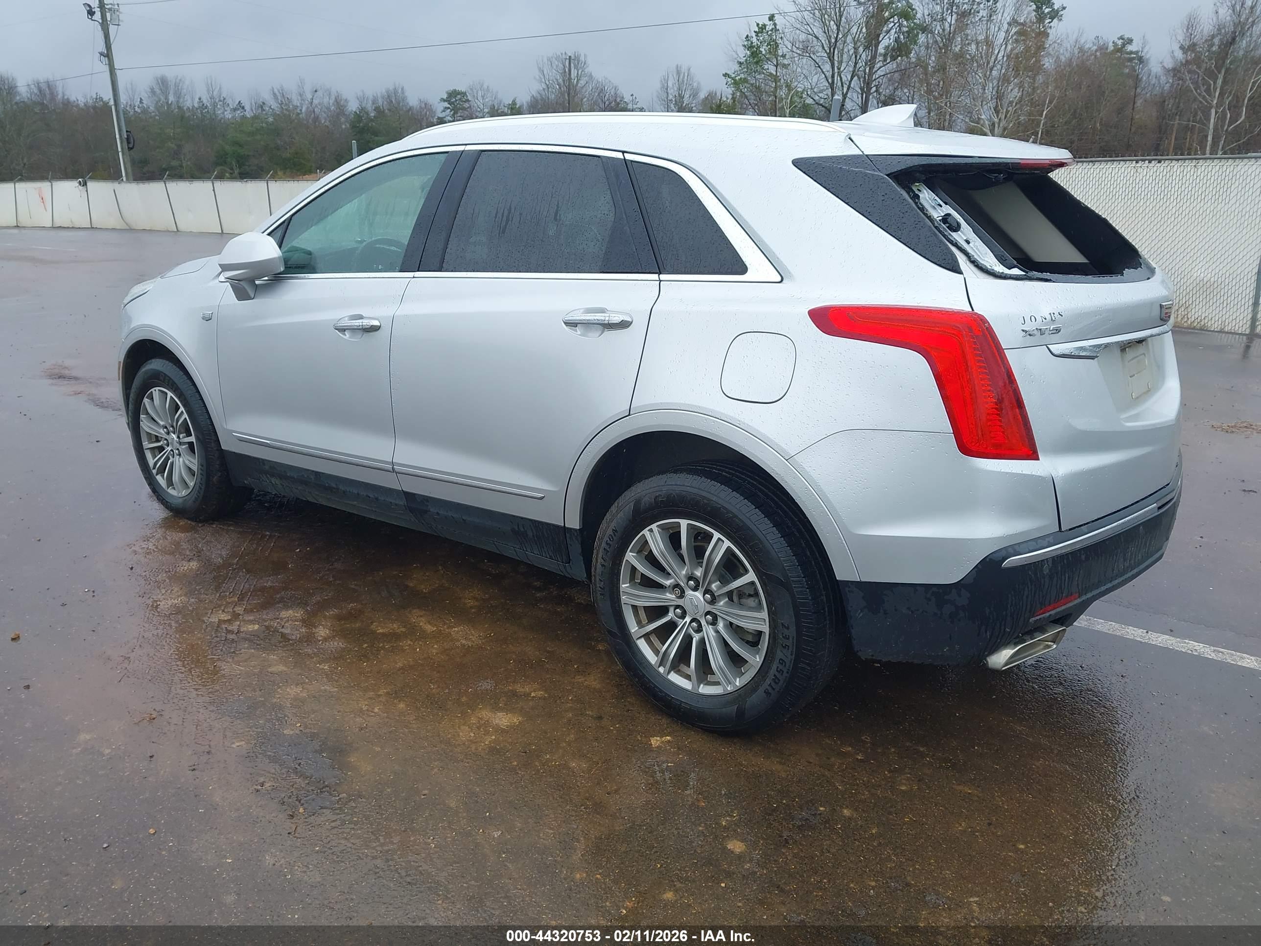 CADILLAC XT5 image 3