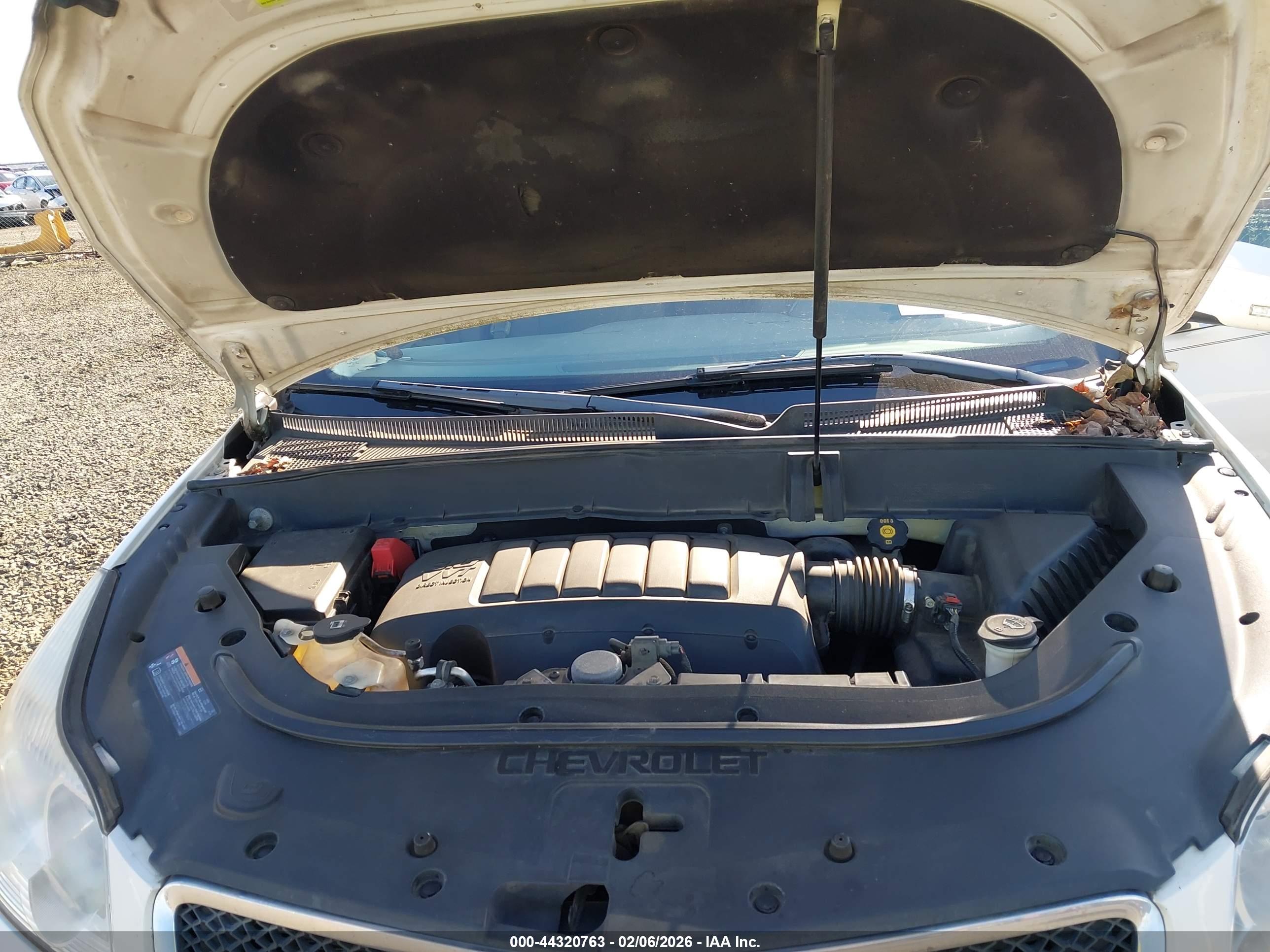 CHEVROLET TRAVERSE image 10