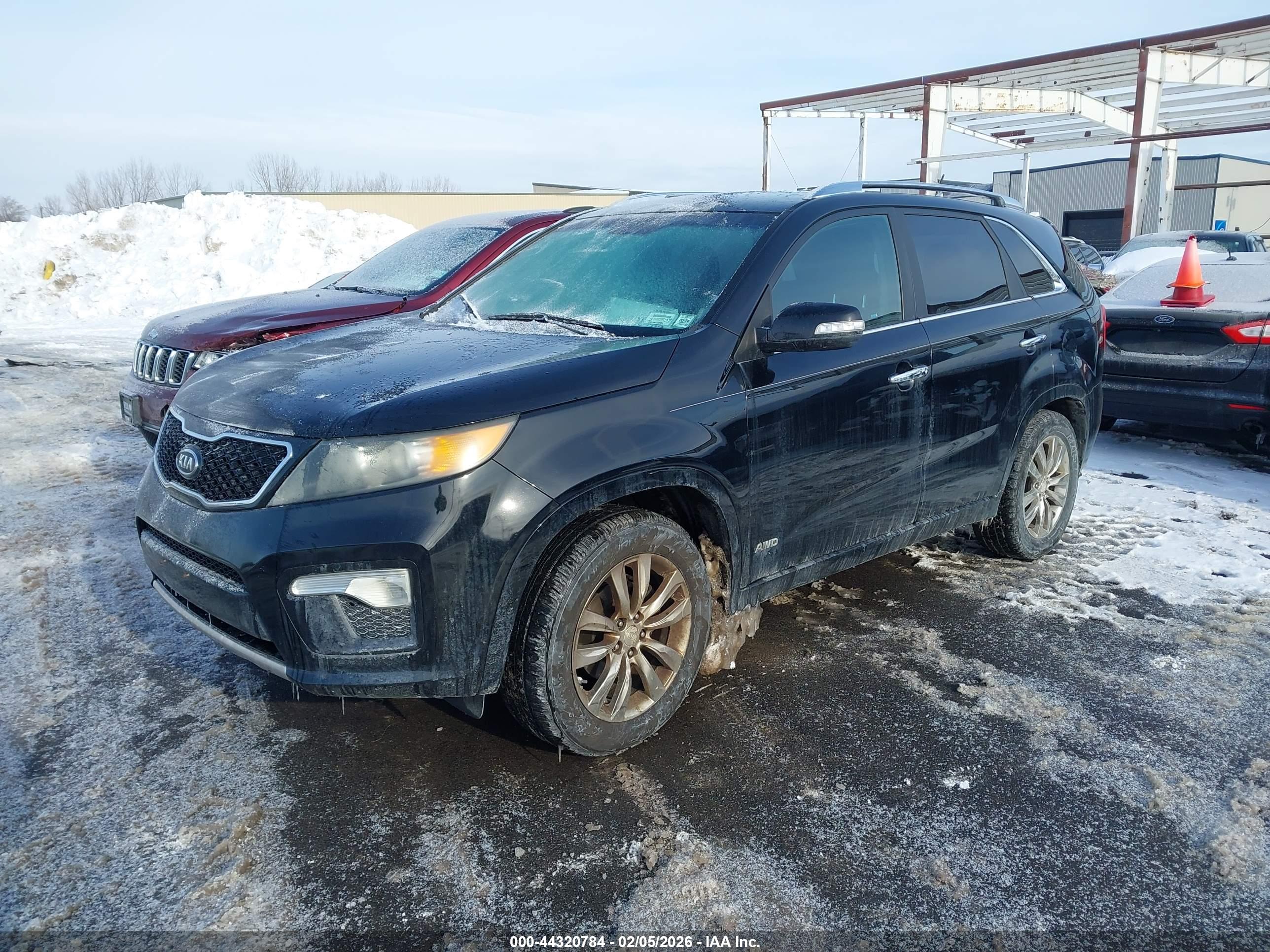 KIA SORENTO image 2