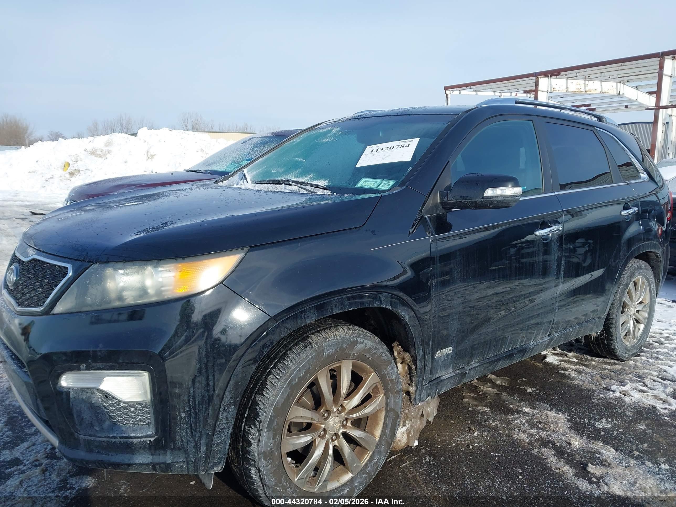 KIA SORENTO image 6