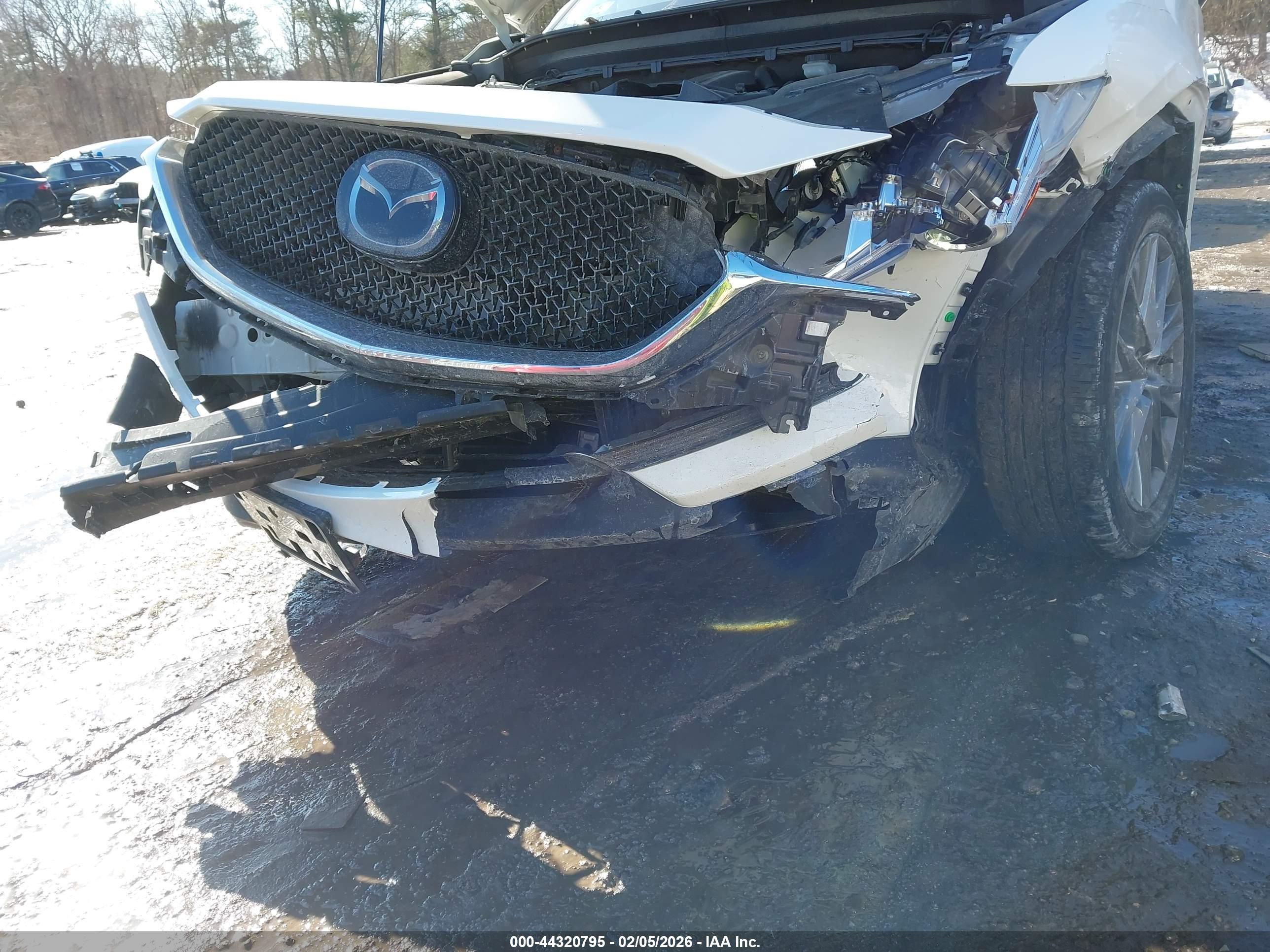 MAZDA CX-5 image 6