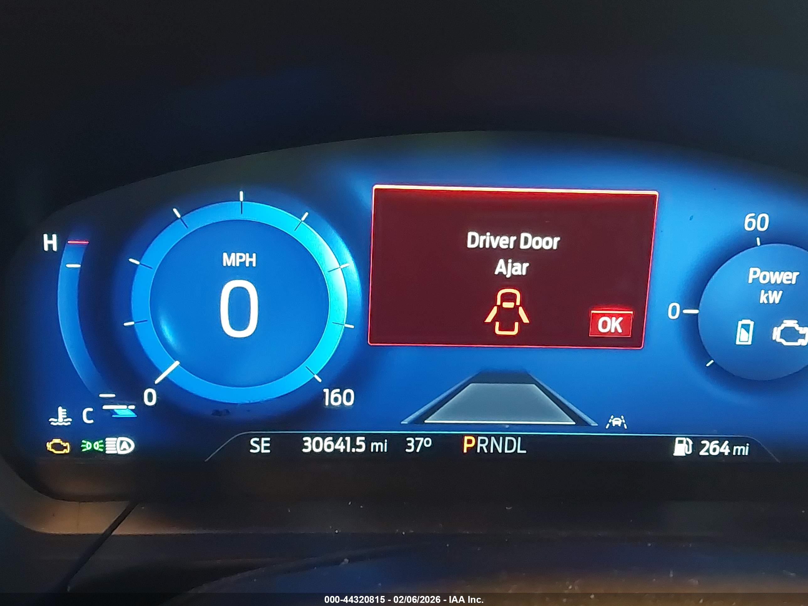 FORD ESCAPE image 7