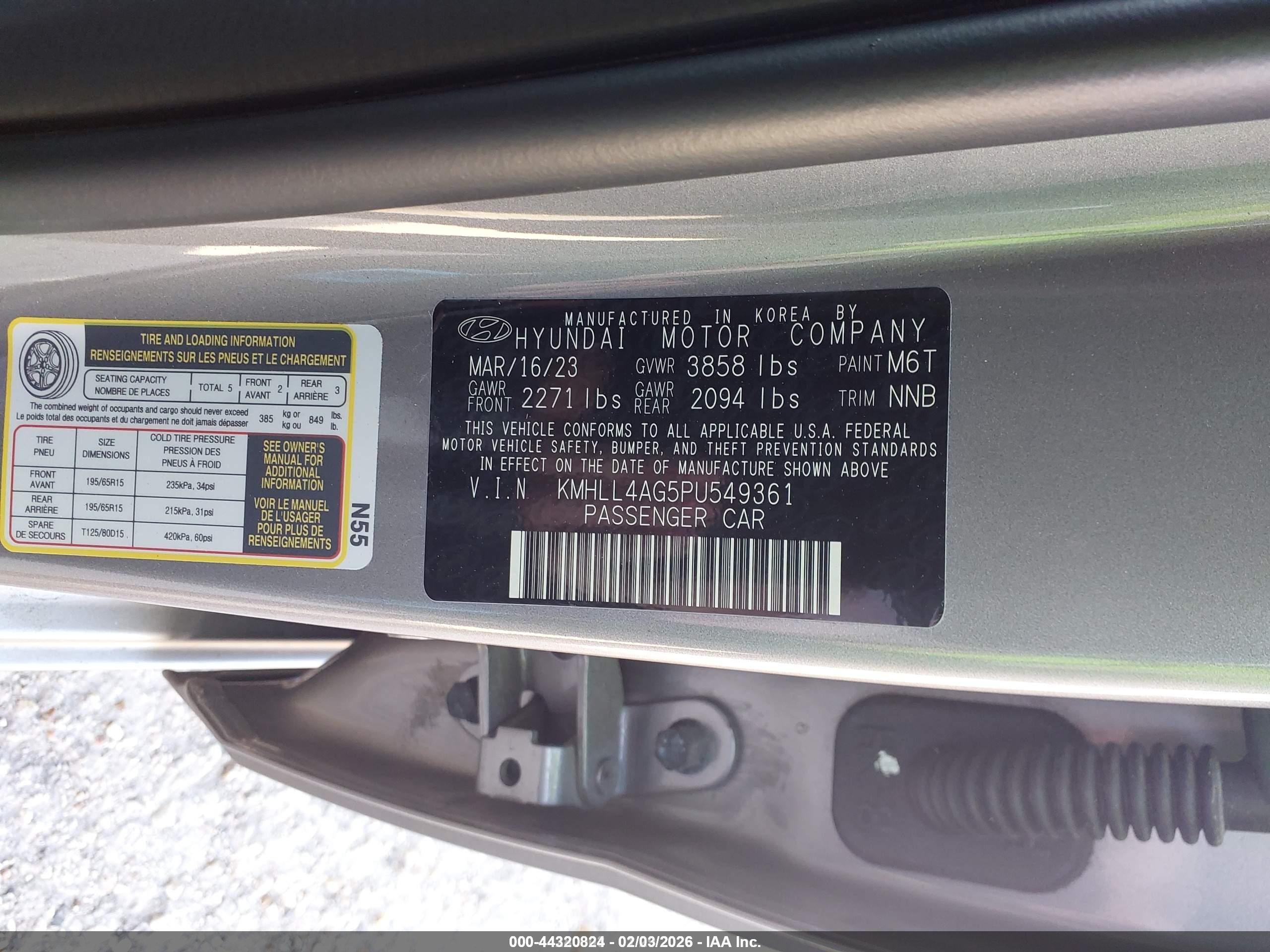 HYUNDAI ELANTRA image 9