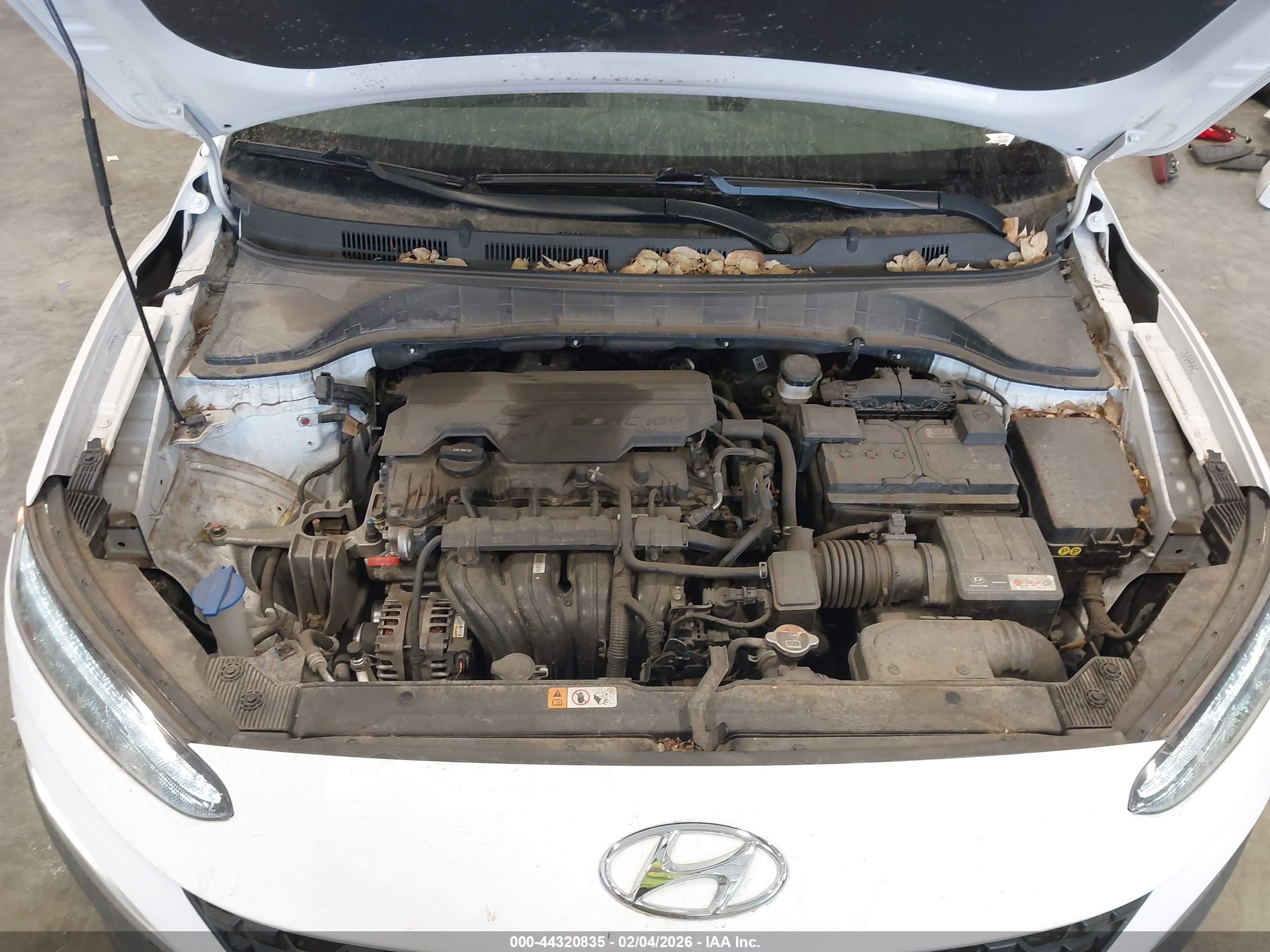 HYUNDAI KONA image 10