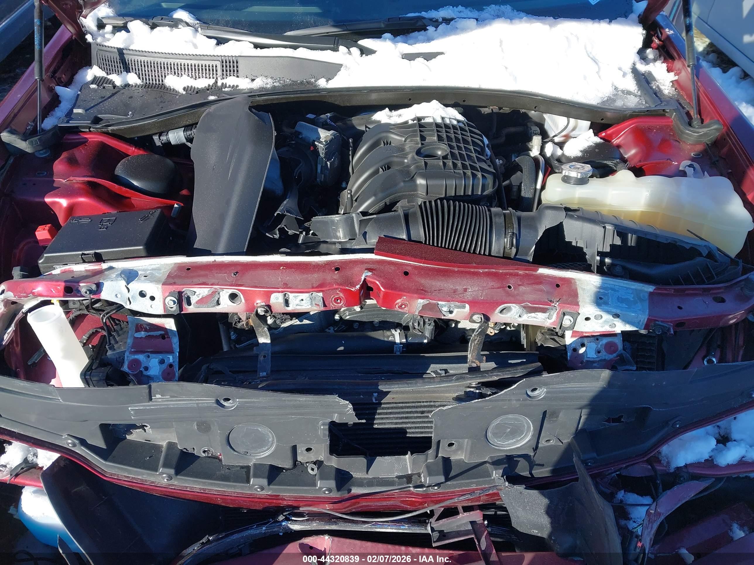CHRYSLER 300 image 10
