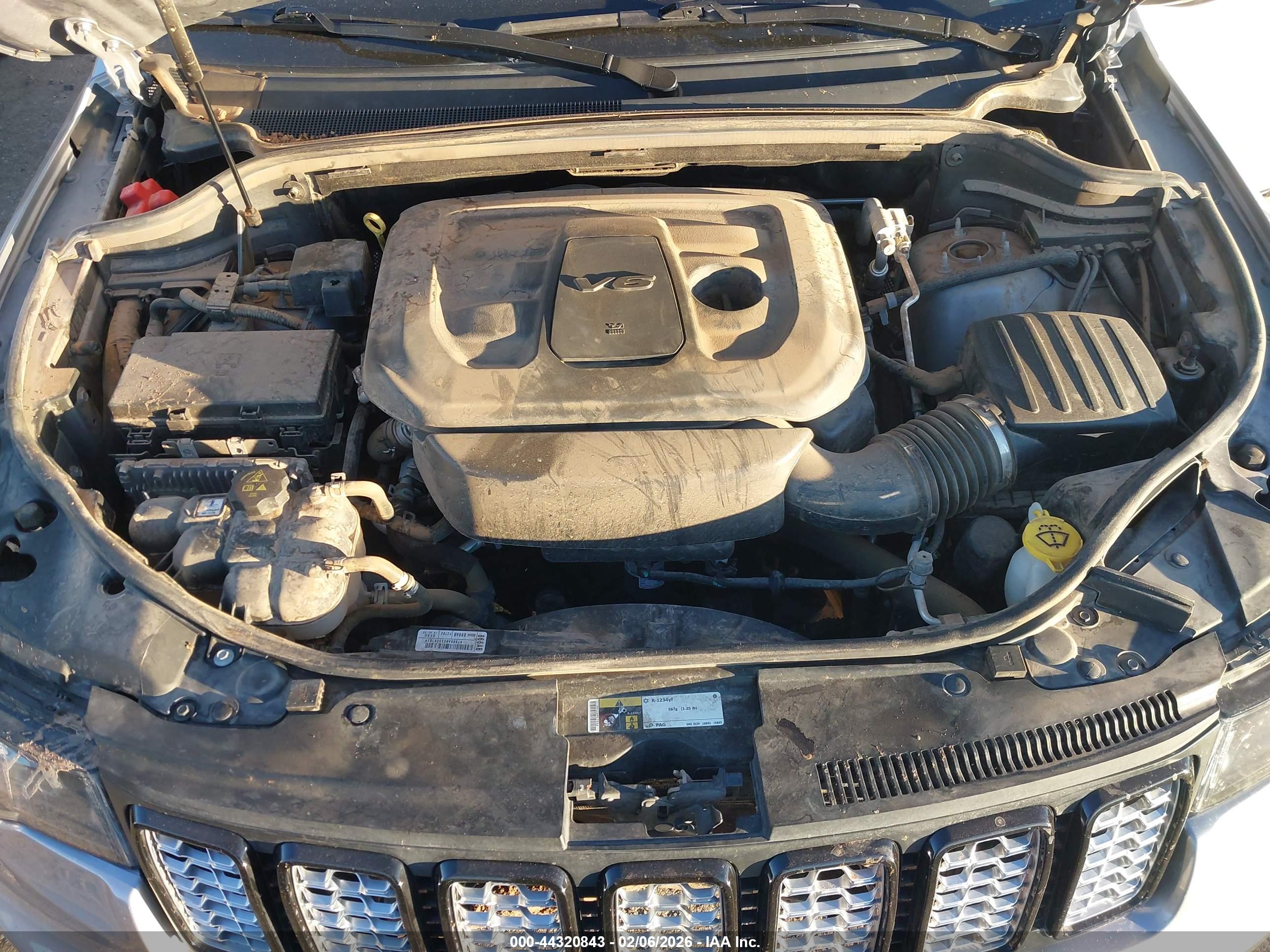 JEEP GRAND image 10
