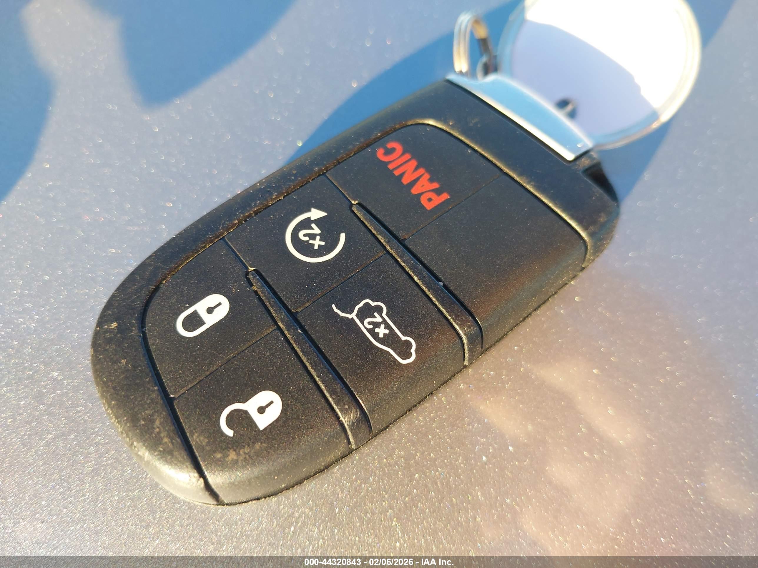 JEEP GRAND image 11